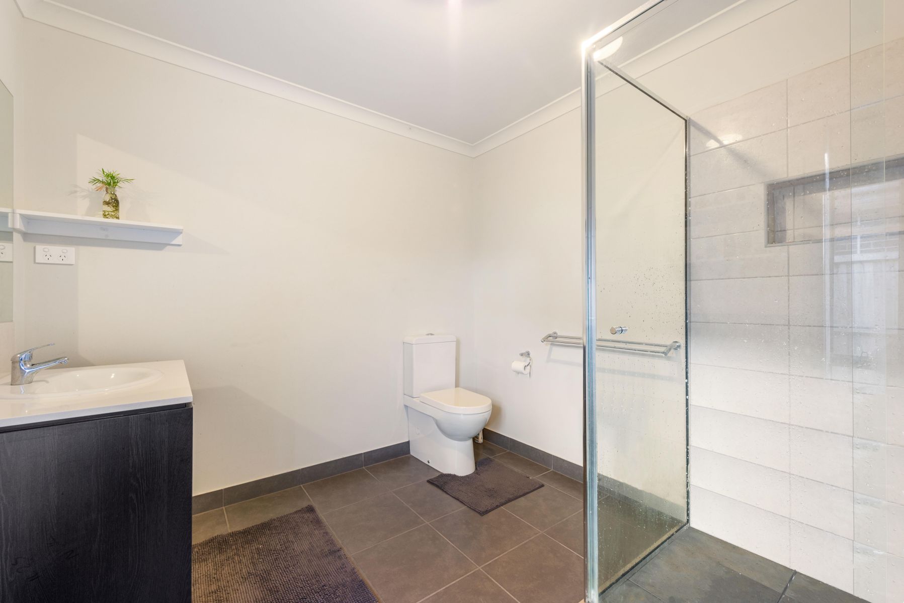 75 Newmarket Road, Werribee, VIC 3030, Werribee - Thumbnail 7