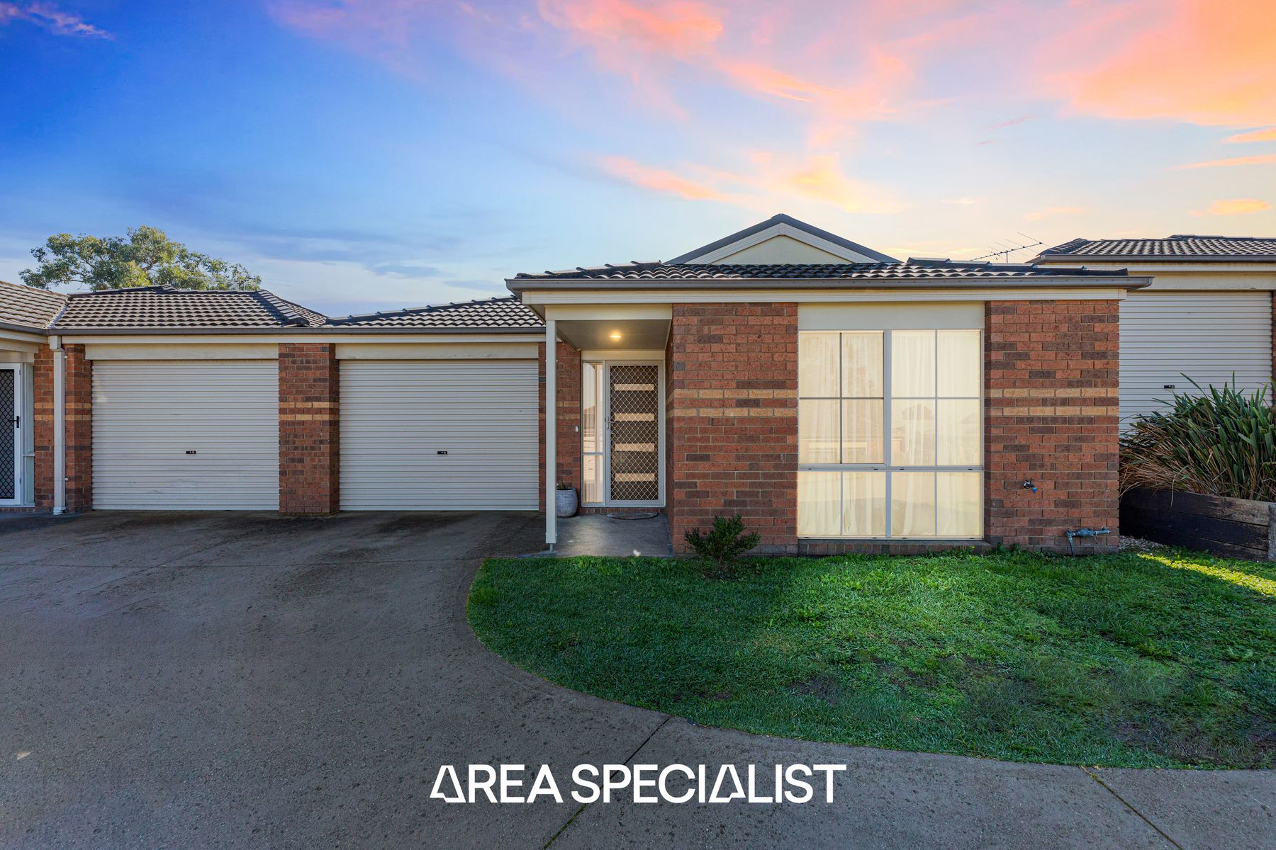 7/11 Renlik Court, Pakenham, VIC 3810, Pakenham - Thumbnail 2