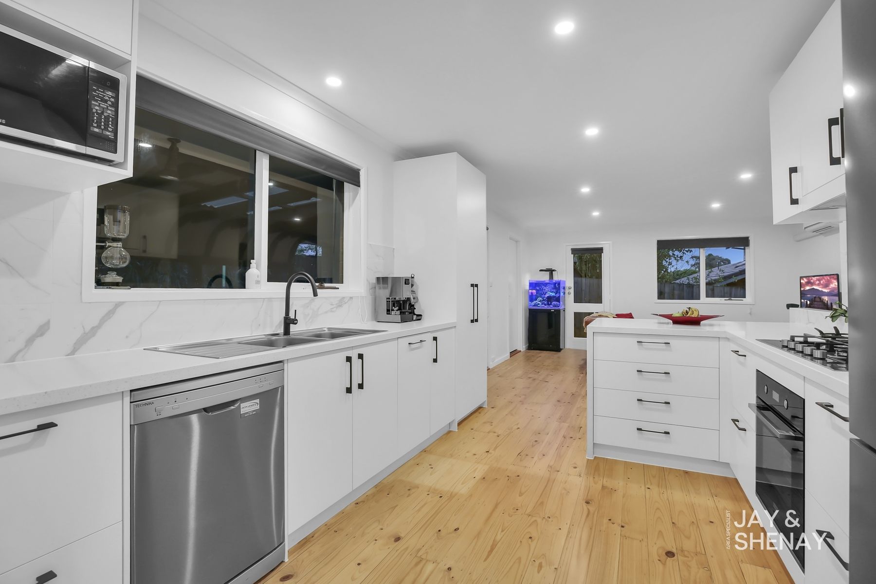 11 Thurmond Court, Endeavour Hills, VIC 3802, Endeavour Hills - Thumbnail 6