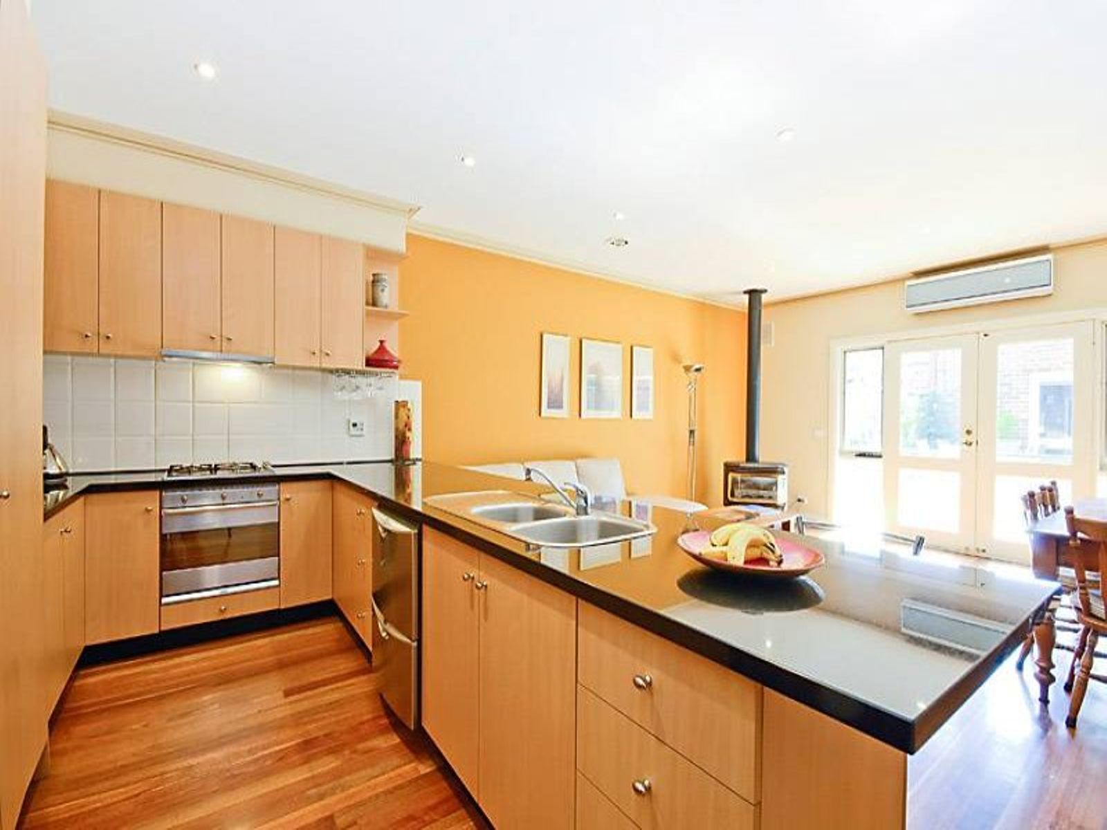12 Middle Street, Ascot Vale - Thumbnail 3
