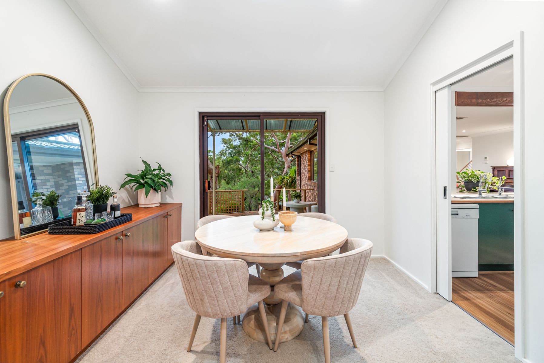 24 Walsh Close, Illawong NSW 2234, Illawong - Thumbnail 4