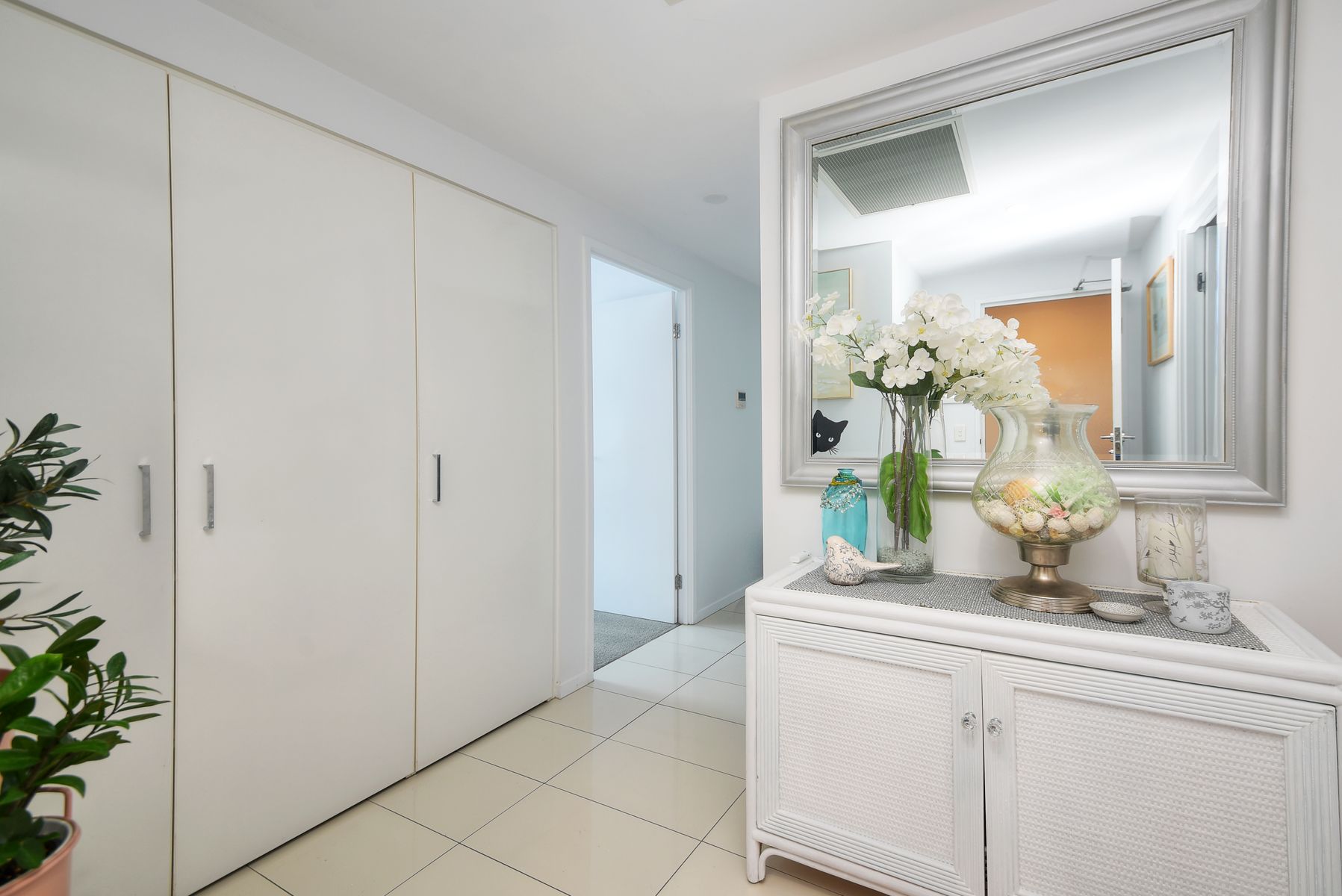 406/41 Harbour Town Drive, Biggera Waters, QLD 4216, Biggera Waters - Thumbnail 2