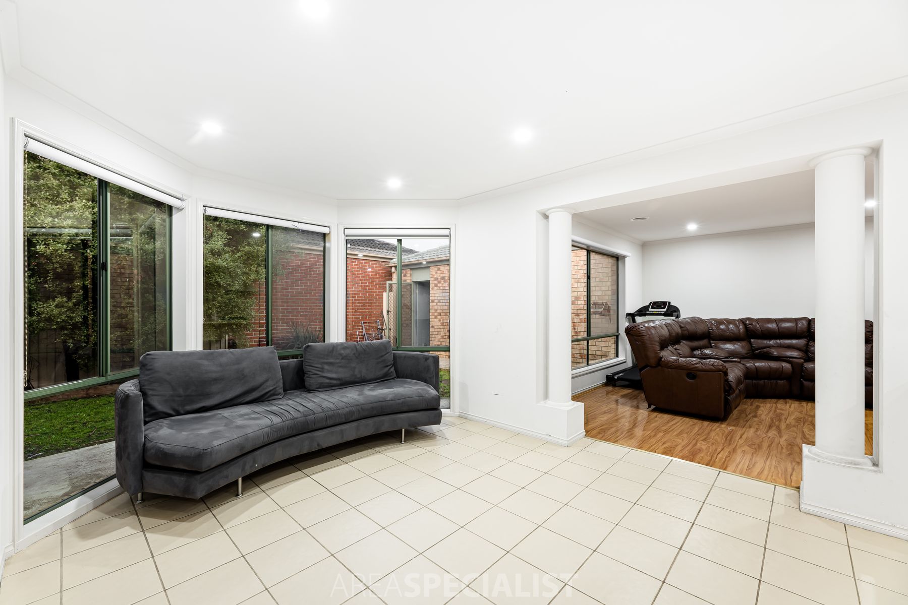 46 Littlecroft Avenue, Narre Warren South, VIC 3805, Narre Warren South - Thumbnail 3