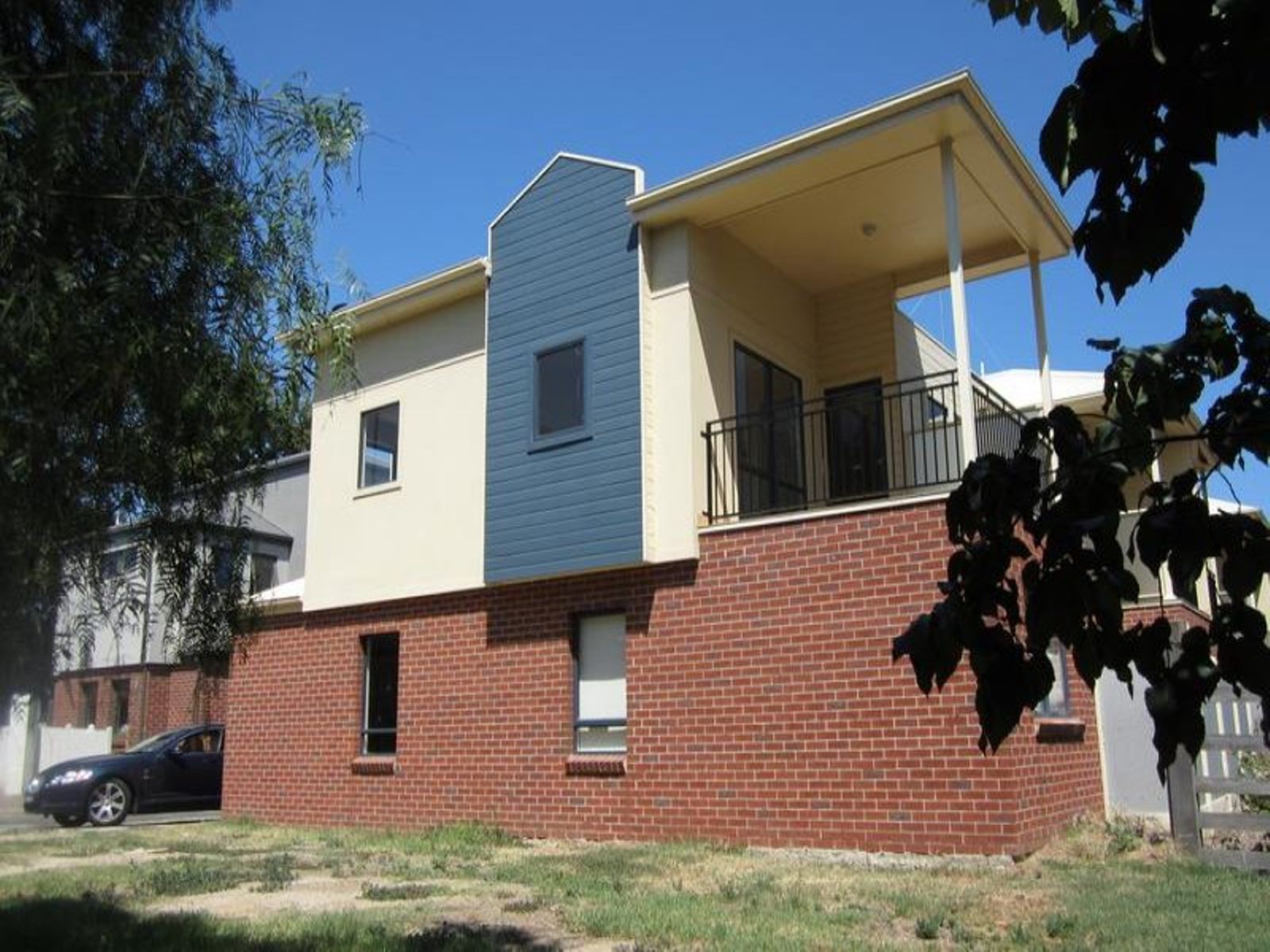 32 Cornish Lane, Kensington - Thumbnail 2