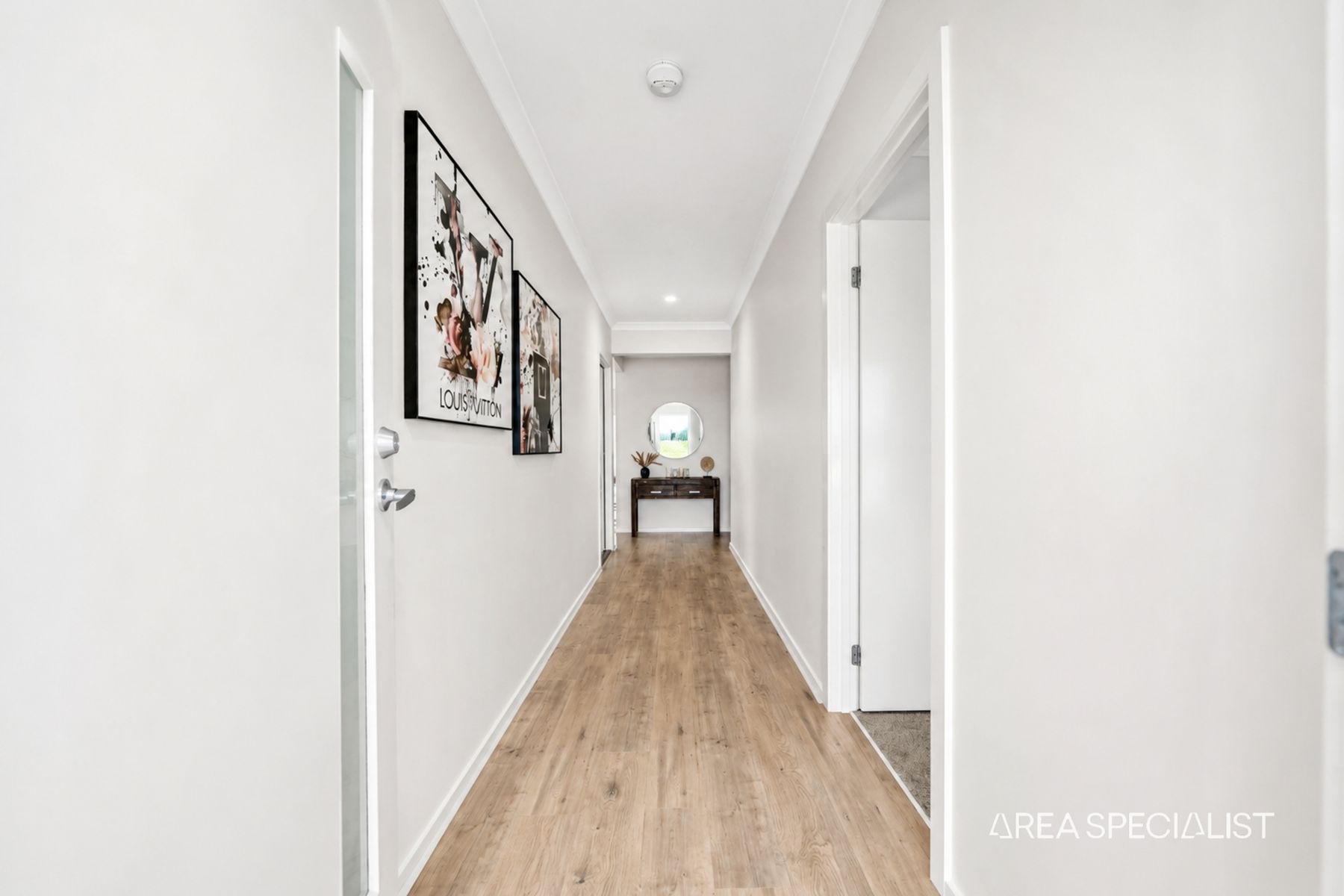 16 Marriott Boulevard, Weir Views, Weir Views - Thumbnail 2