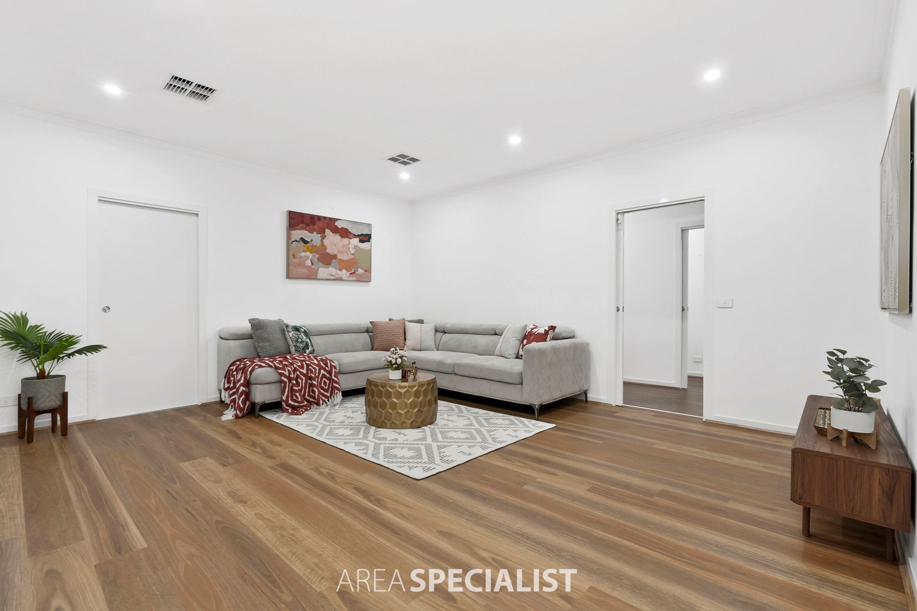 12 Hilda Way, Cranbourne, VIC 3977, Cranbourne - Thumbnail 4