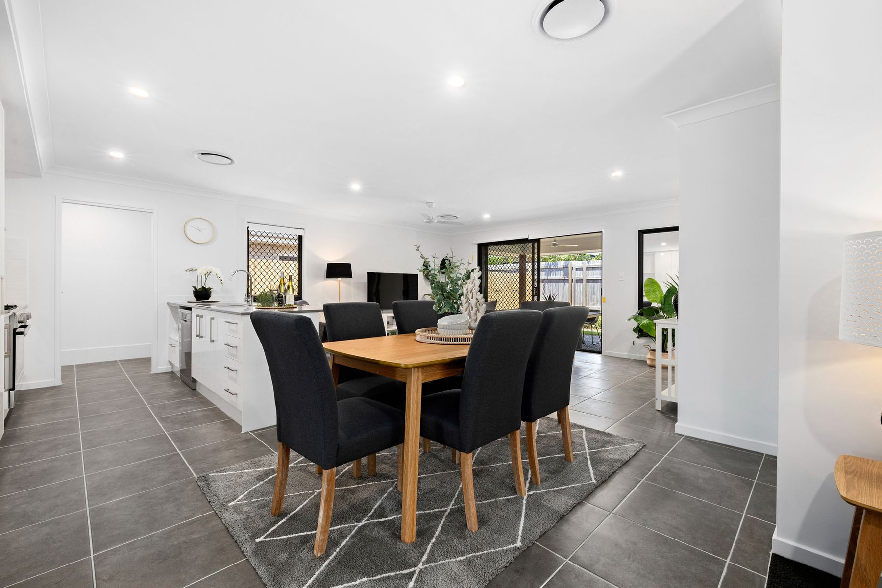63 Hilltop Circuit, Pallara QLD 4110, Pallara - Thumbnail 6
