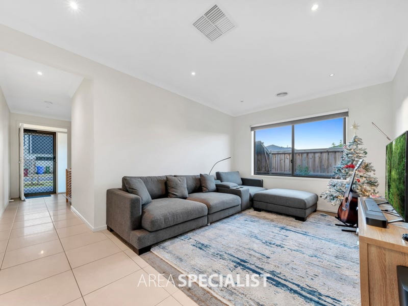 1 Panther Close, Clyde North, VIC 3978, Clyde North - Thumbnail 4