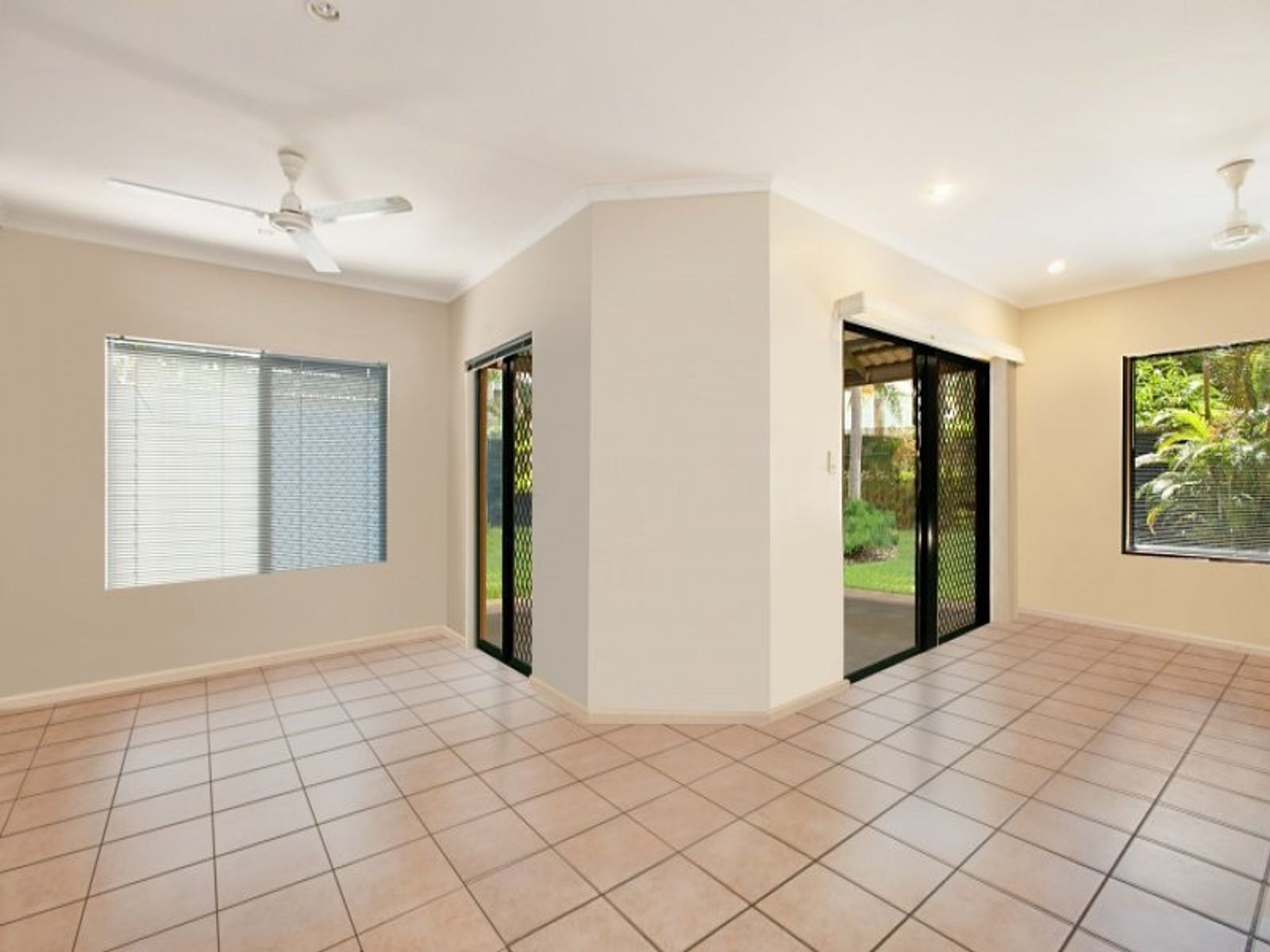 Gunn NT 0832, NT 0832, Gunn Nt 0832 - Thumbnail 4