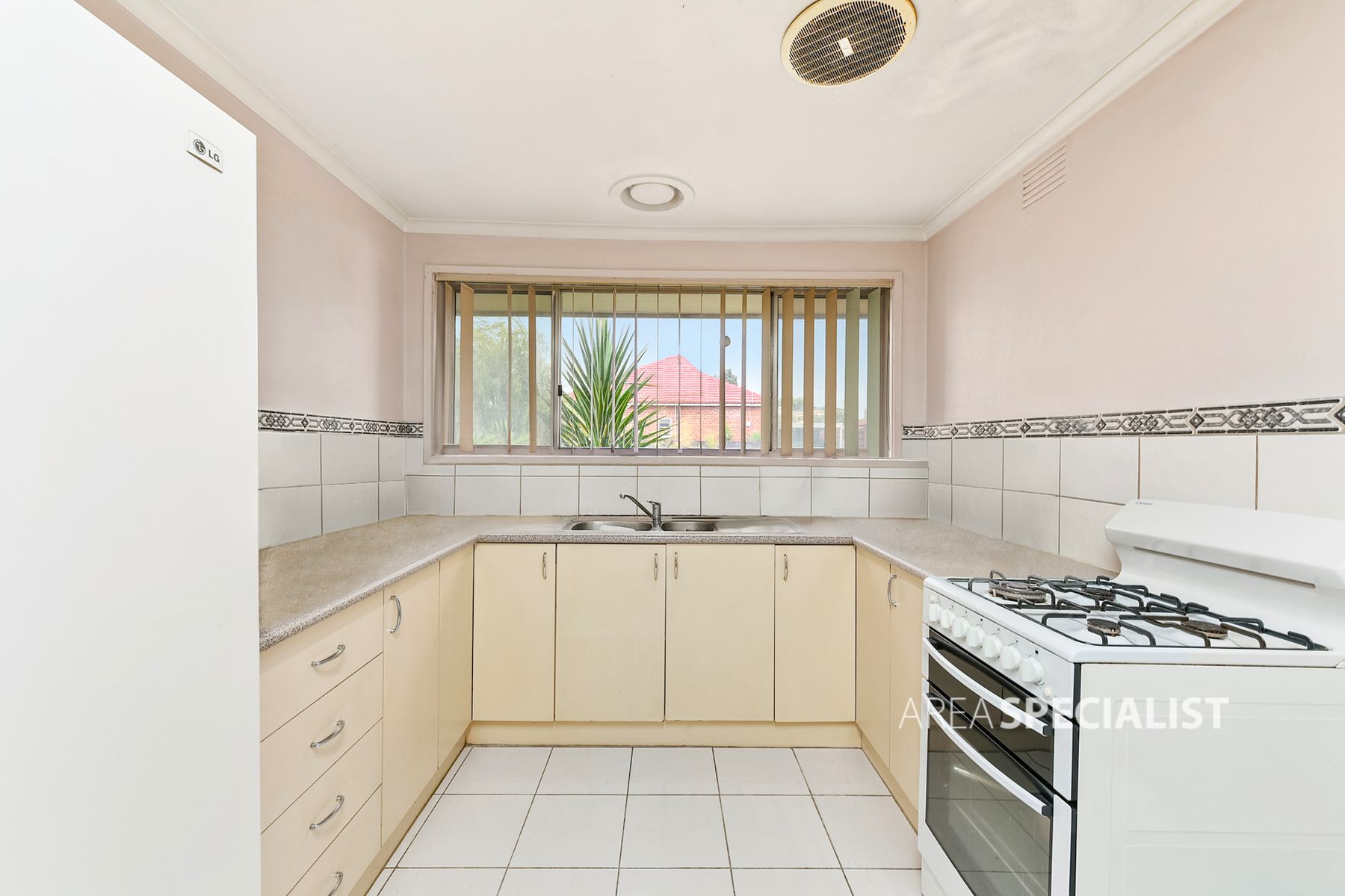 1/70 Noble Street, Noble Park, VIC 3174, Noble Park - Thumbnail 3