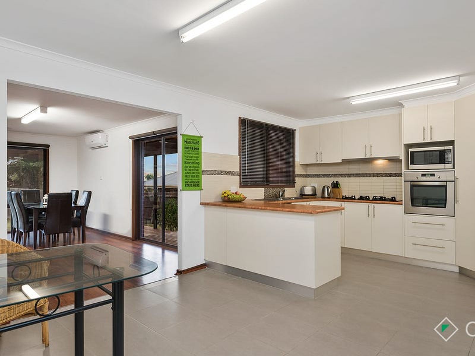 9 Lachlan Drive, Endeavour Hills, VIC 3802, Endeavour Hills - Thumbnail 4