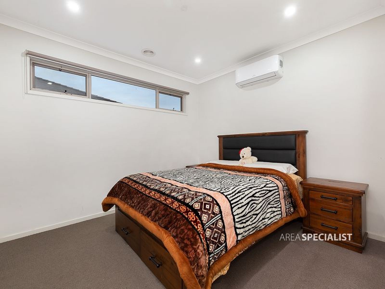 13 Wilmington Avenue, Cranbourne West, VIC 3977, Cranbourne West - Thumbnail 6