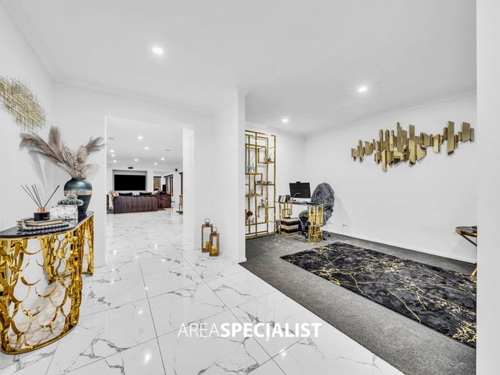 10 Baddeley Circuit, Cranbourne North, VIC 3977, Cranbourne North - Thumbnail 2