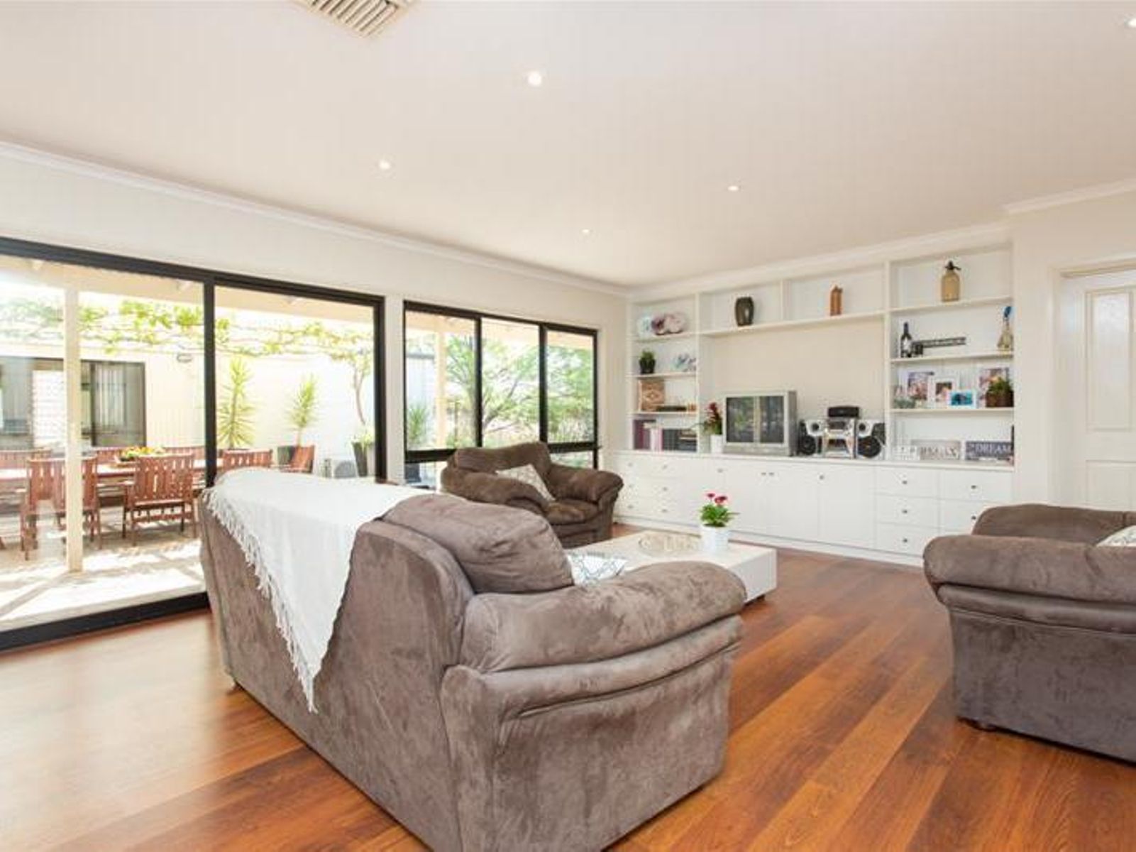 467 Irymple Avenue, Nichols Point - Thumbnail 2