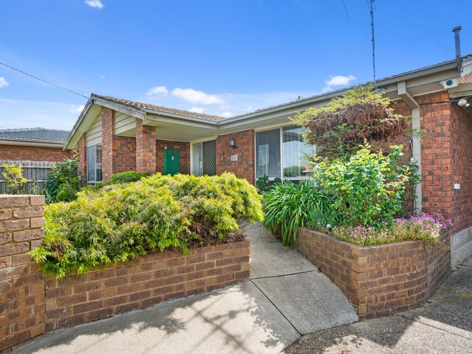 16 Taylor Drive, Darley VIC 3340 - Image 1