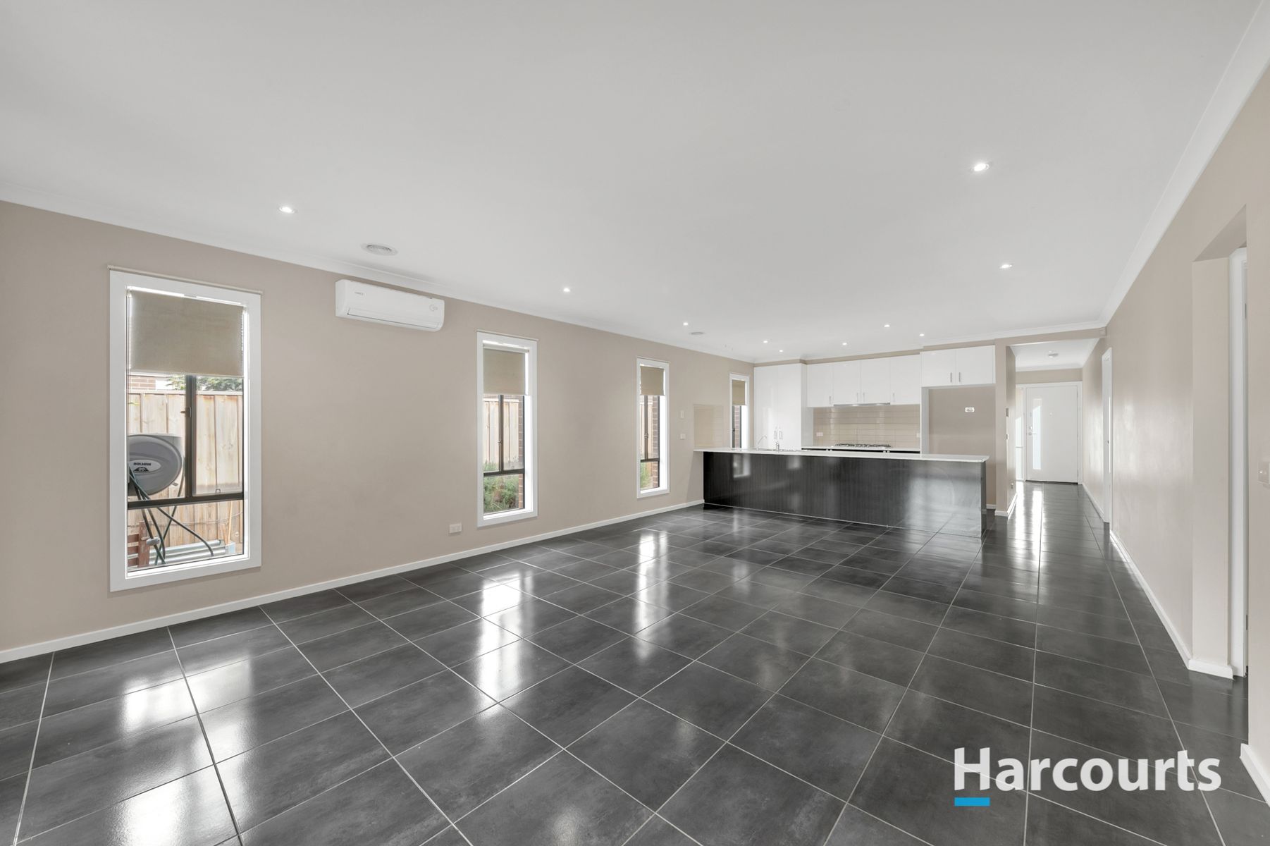 77 Albert Drive, Melton South, VIC 3338, Melton South - Thumbnail 7