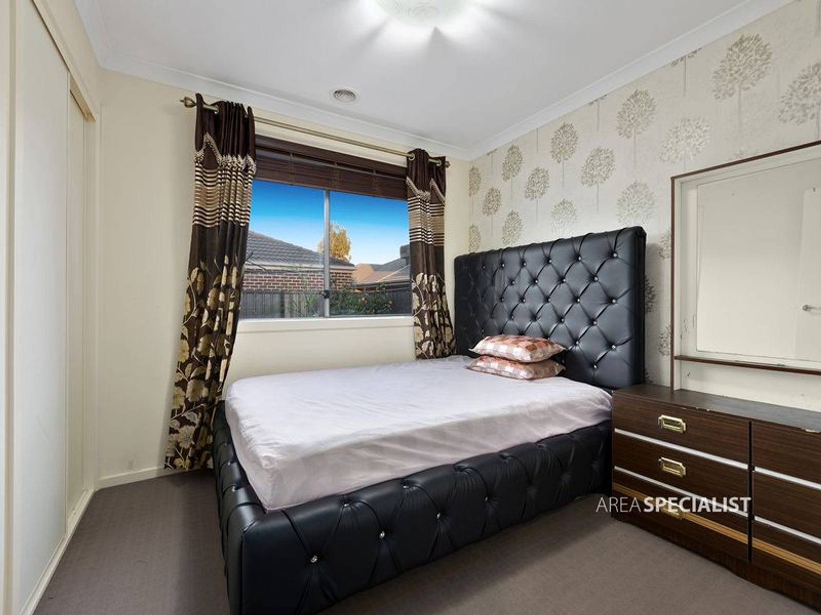 49 Karabair Street, Clyde North, VIC 3978, Clyde North - Thumbnail 5