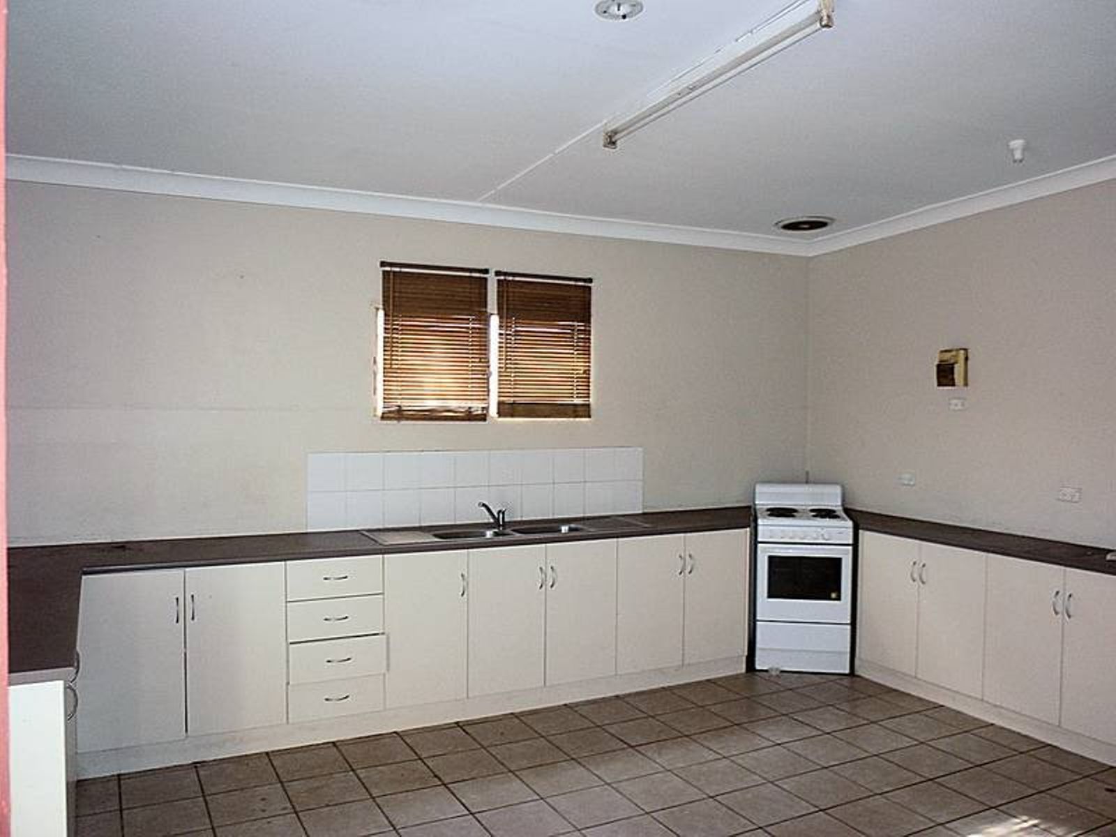 12 Westcliffs Avenue, Red Cliffs - Thumbnail 2