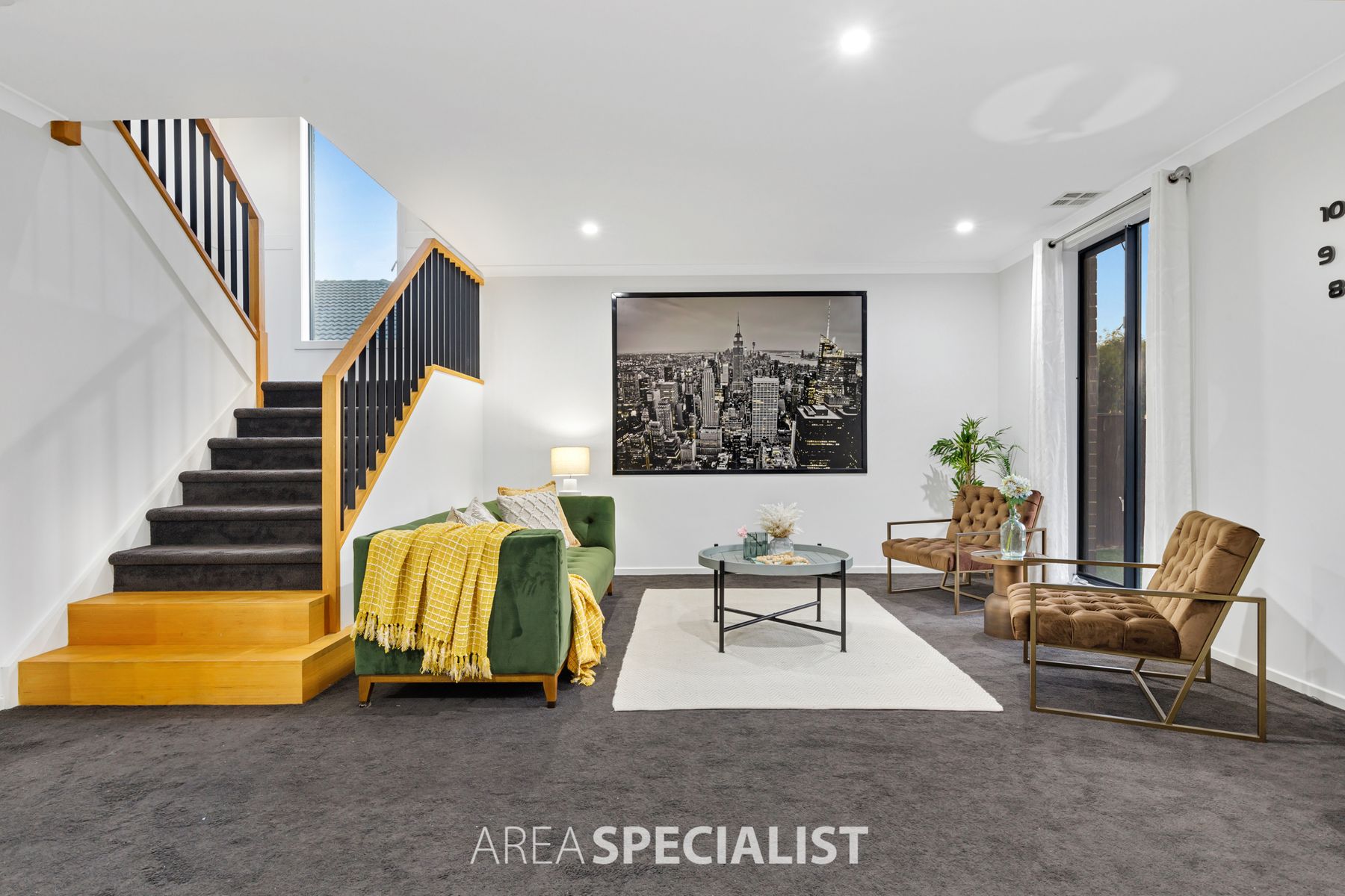 17 Hull Crescent, Pakenham, VIC 3810, Pakenham - Thumbnail 5