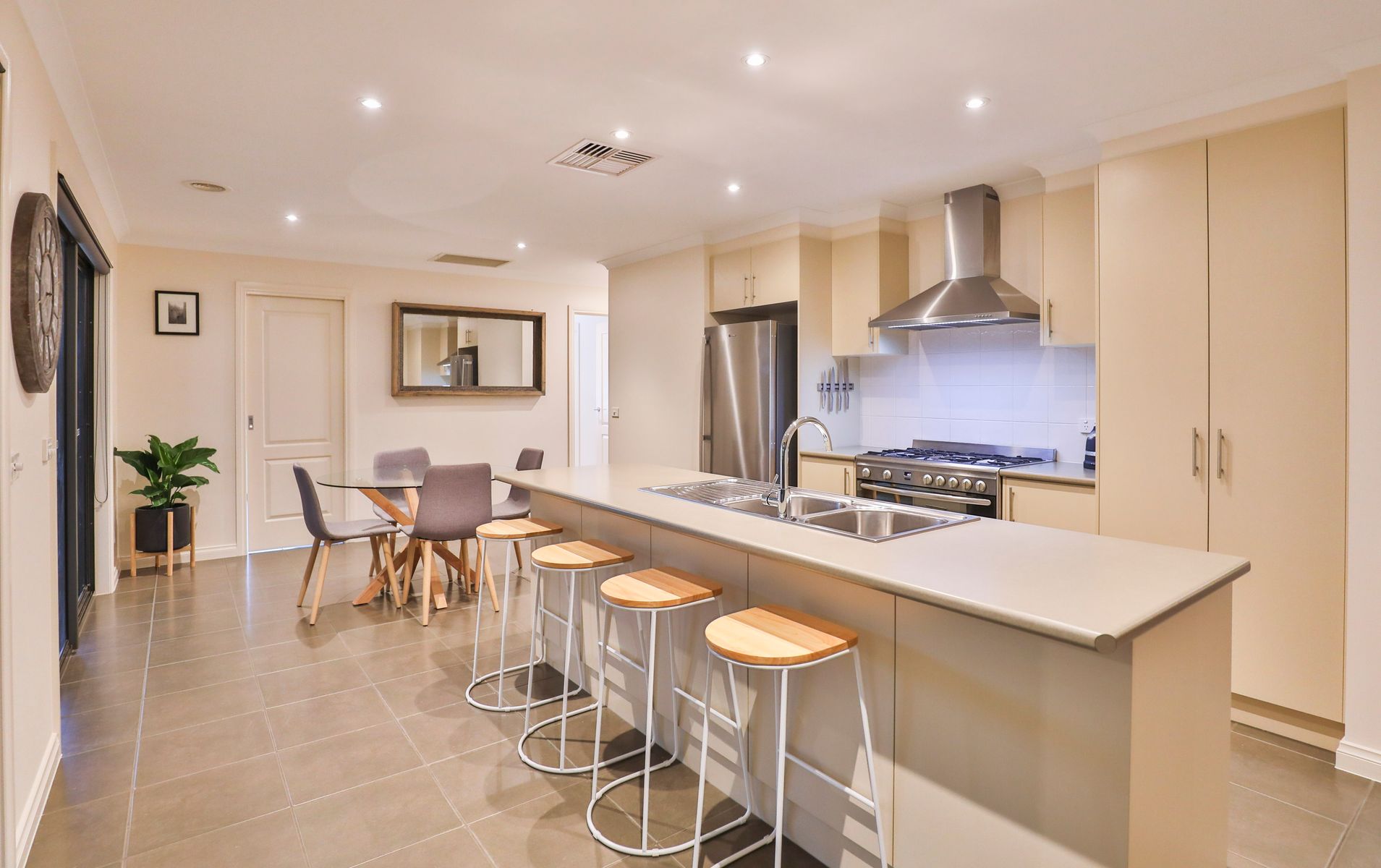23 Philippa Crescent, Mildura - Thumbnail 3