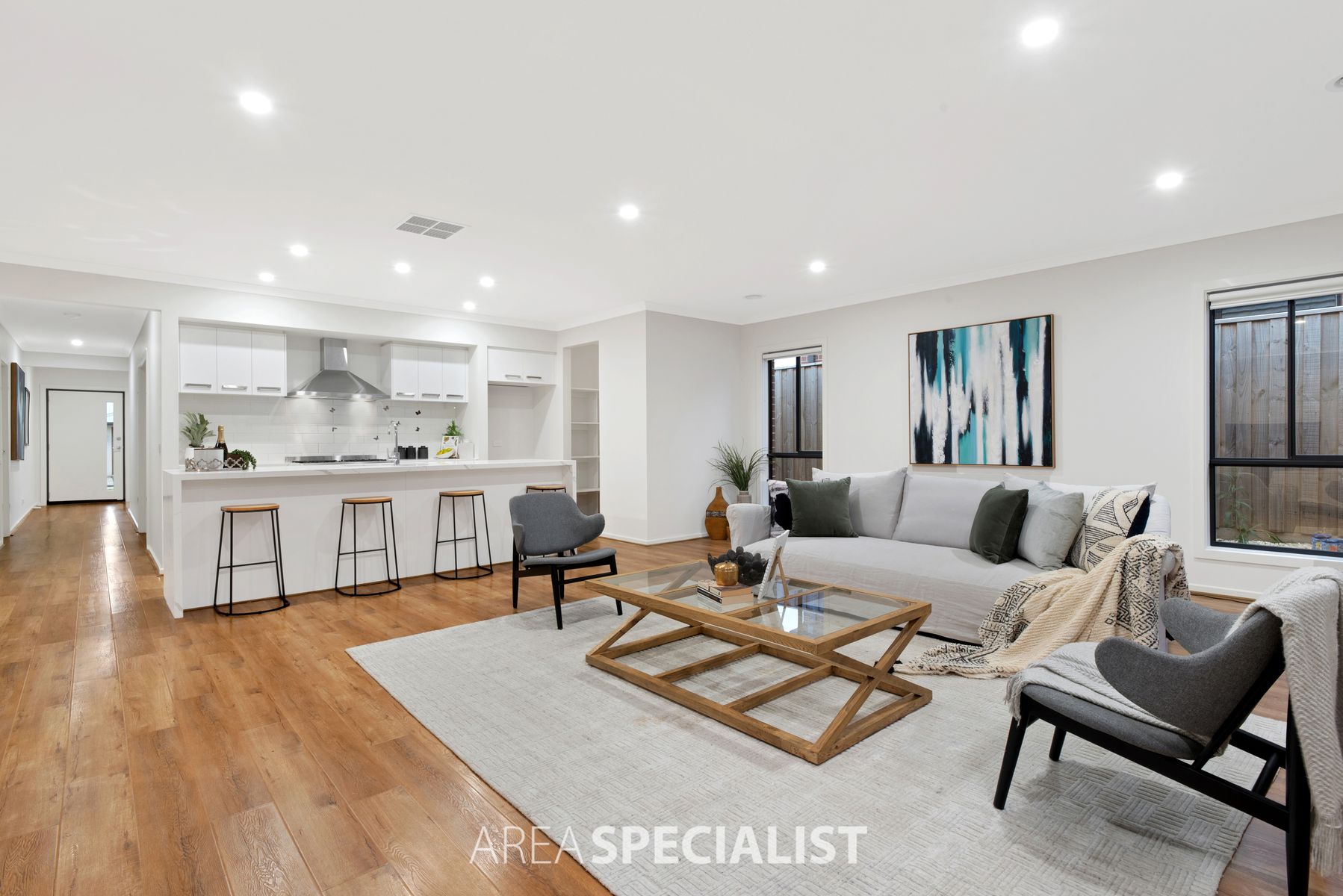 4 Shimar St, Clyde North, VIC 3978, Clyde North - Thumbnail 7