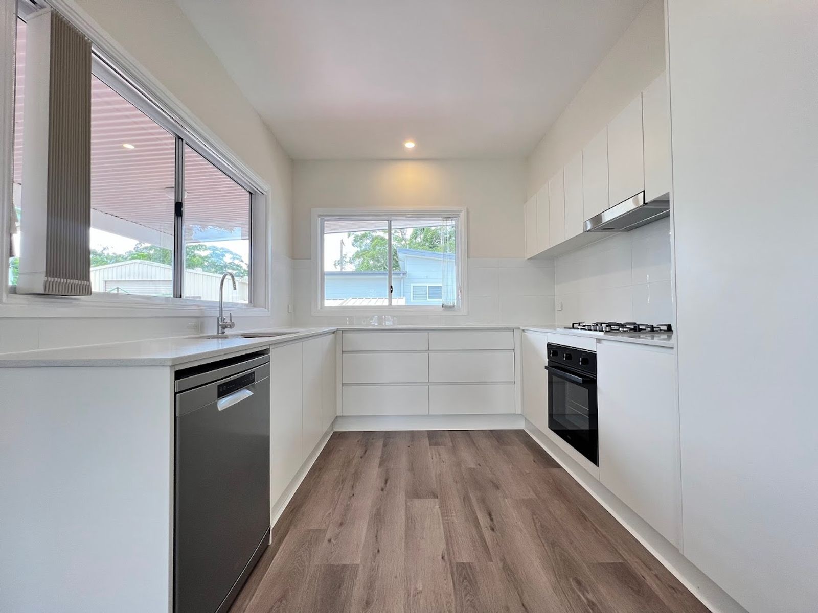 34 Lake Road, Blackwall NSW 2256, Blackwall - Thumbnail 3