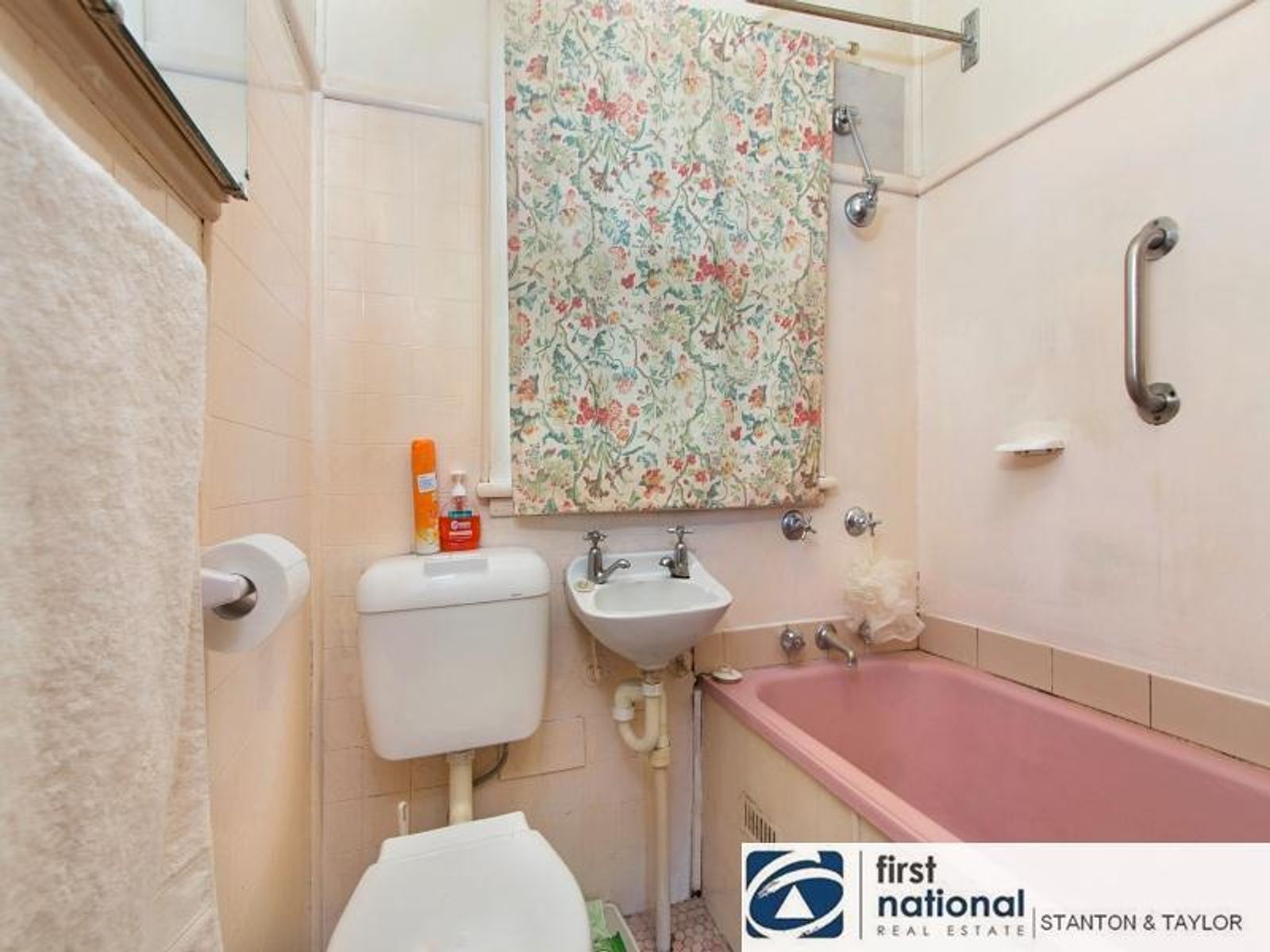 4 Walter Street, Kingswood - Thumbnail 7