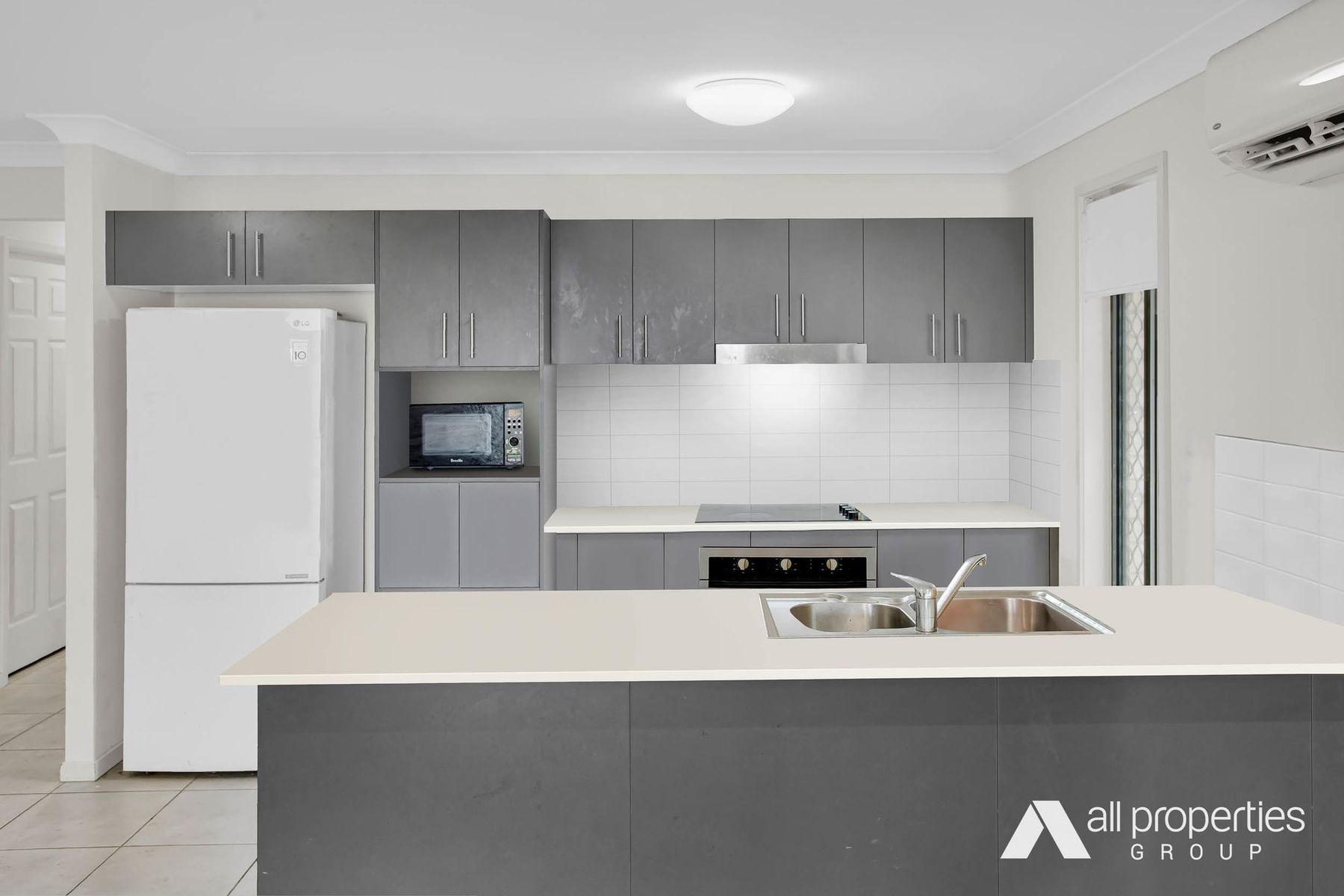 177 McKinnon Drive, Yarrabilba QLD 4207, Yarrabilba - Thumbnail 2