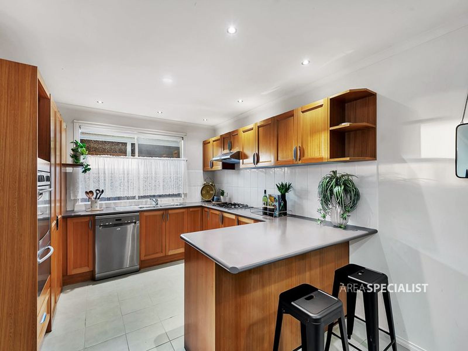 34 Springhill Drive, Cranbourne, VIC 3977, Cranbourne - Thumbnail 5