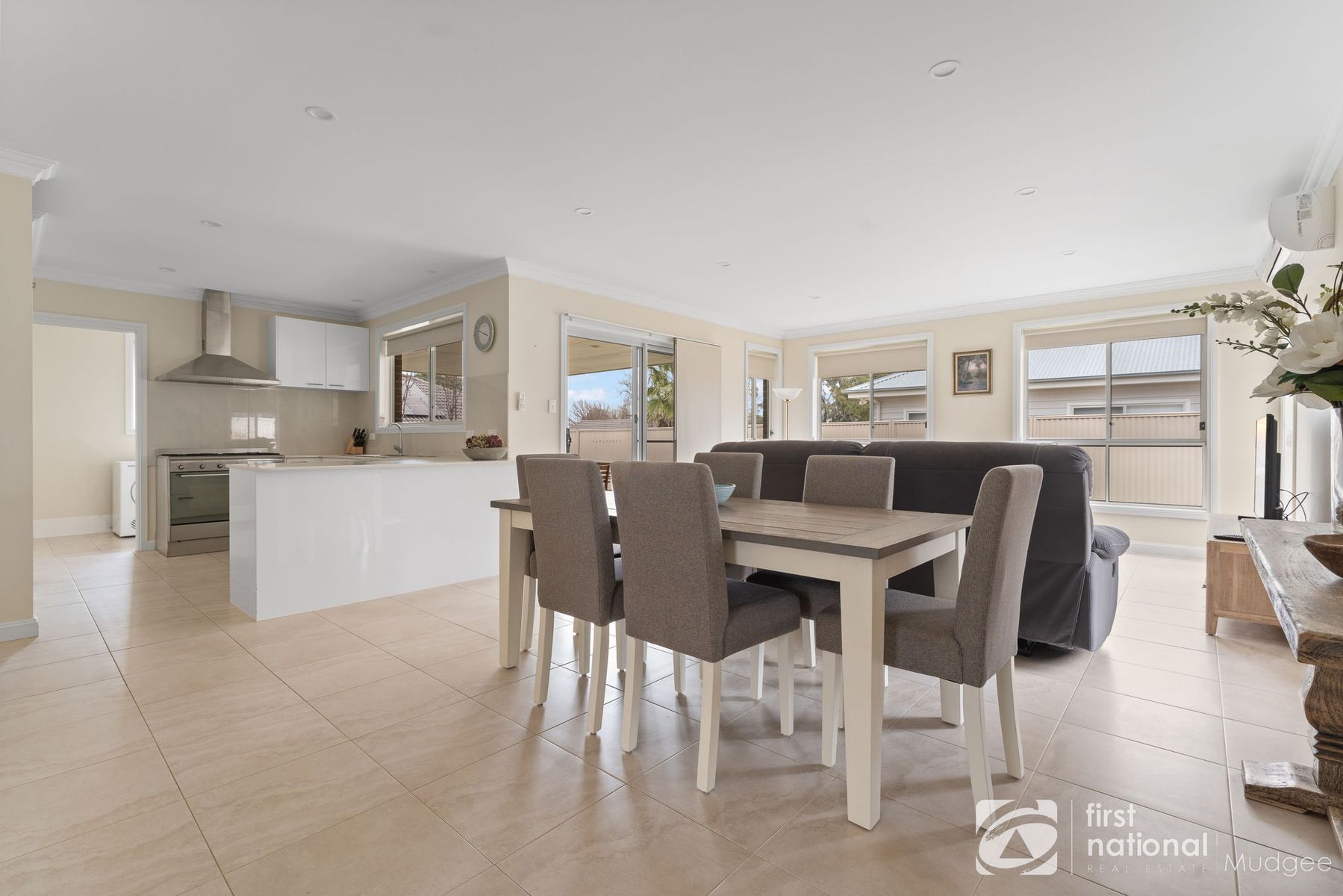 6B Burrundulla Avenue, Mudgee NSW 2850, Mudgee - Thumbnail 2