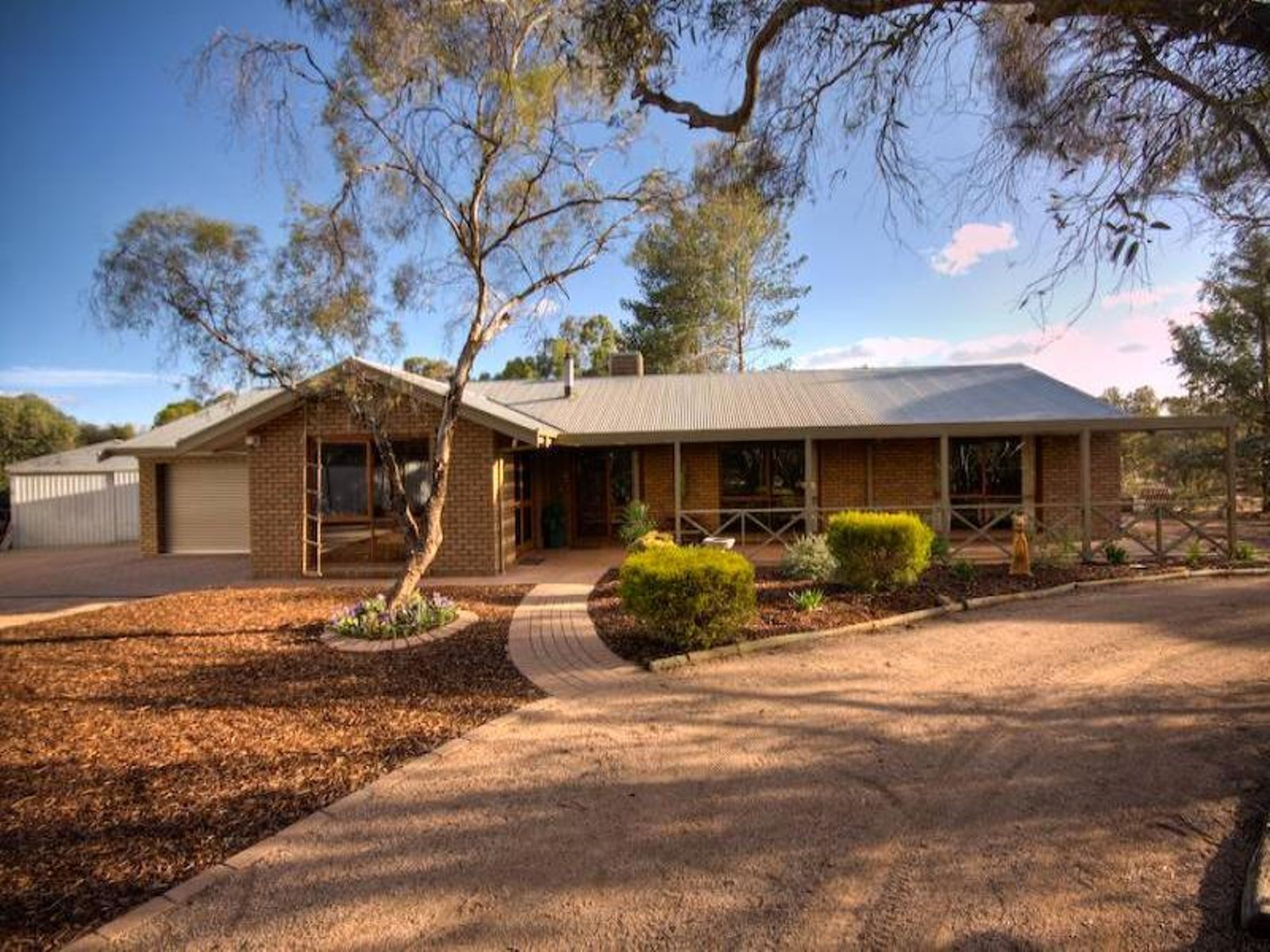 66 Regina Avenue, Cabarita - Image 1