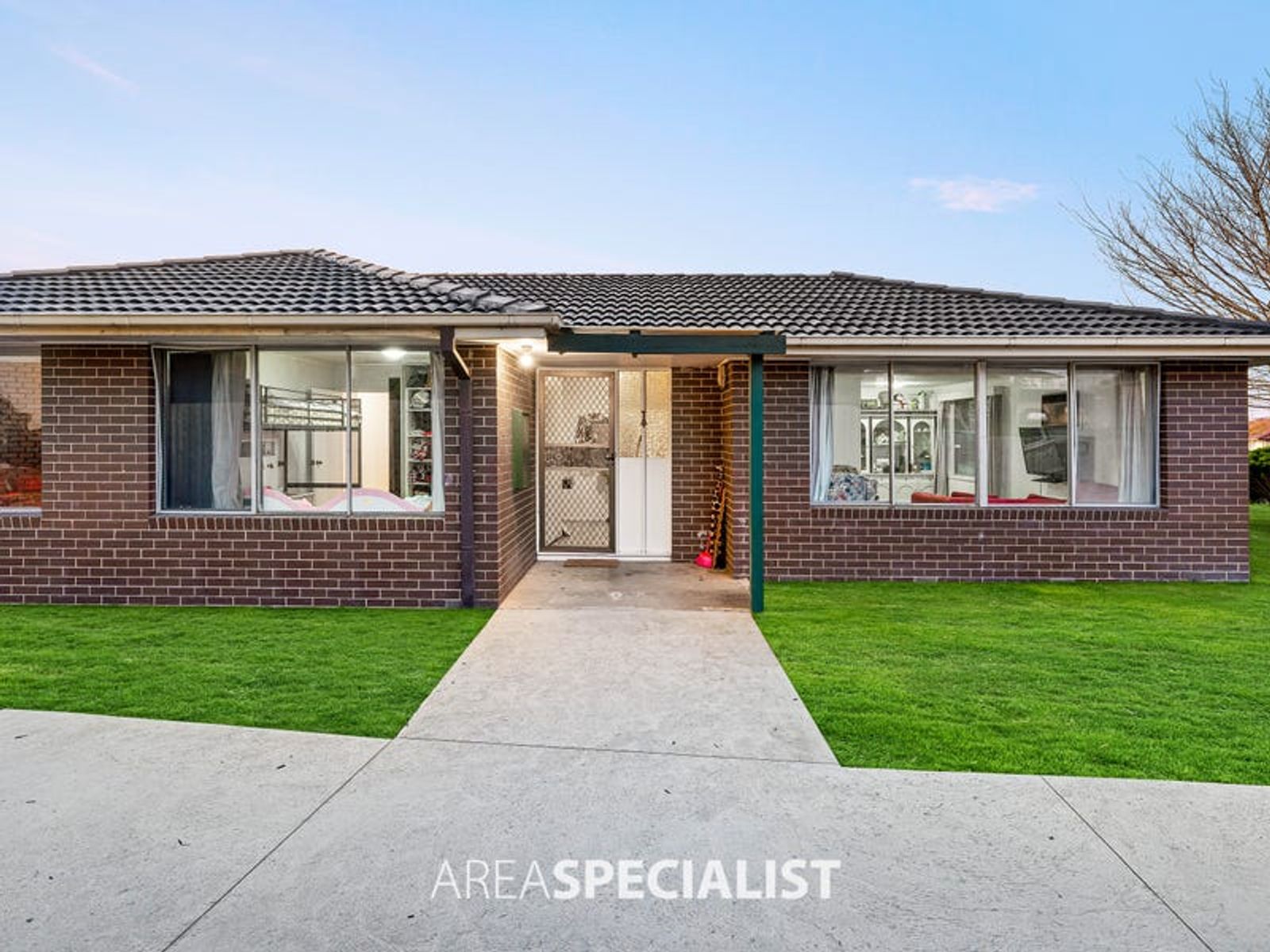 1/1 Ardea Court, Endeavour Hills, VIC 3802, Endeavour Hills - Thumbnail 2