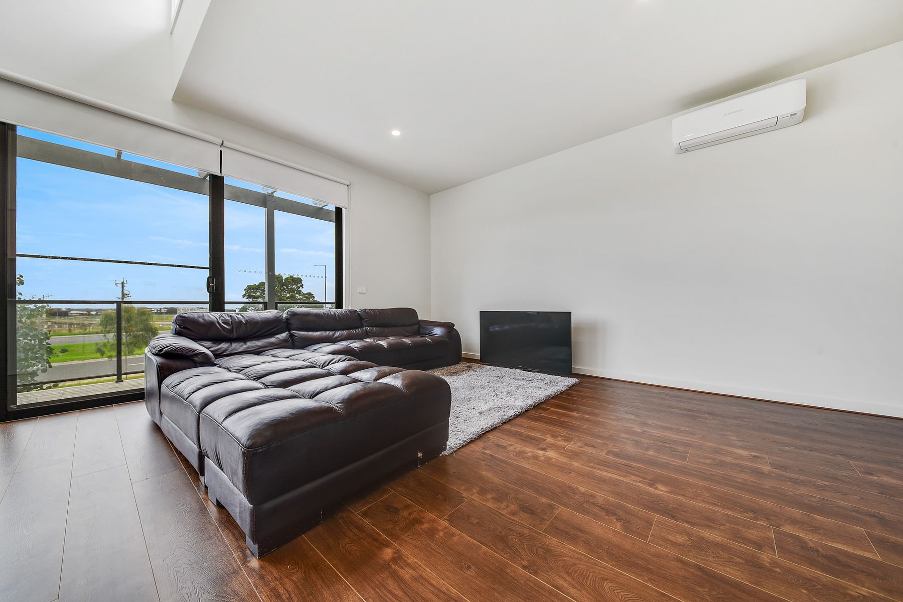 118 Willow Glen Boulevard, Cranbourne, VIC 3977, Cranbourne - Thumbnail 5
