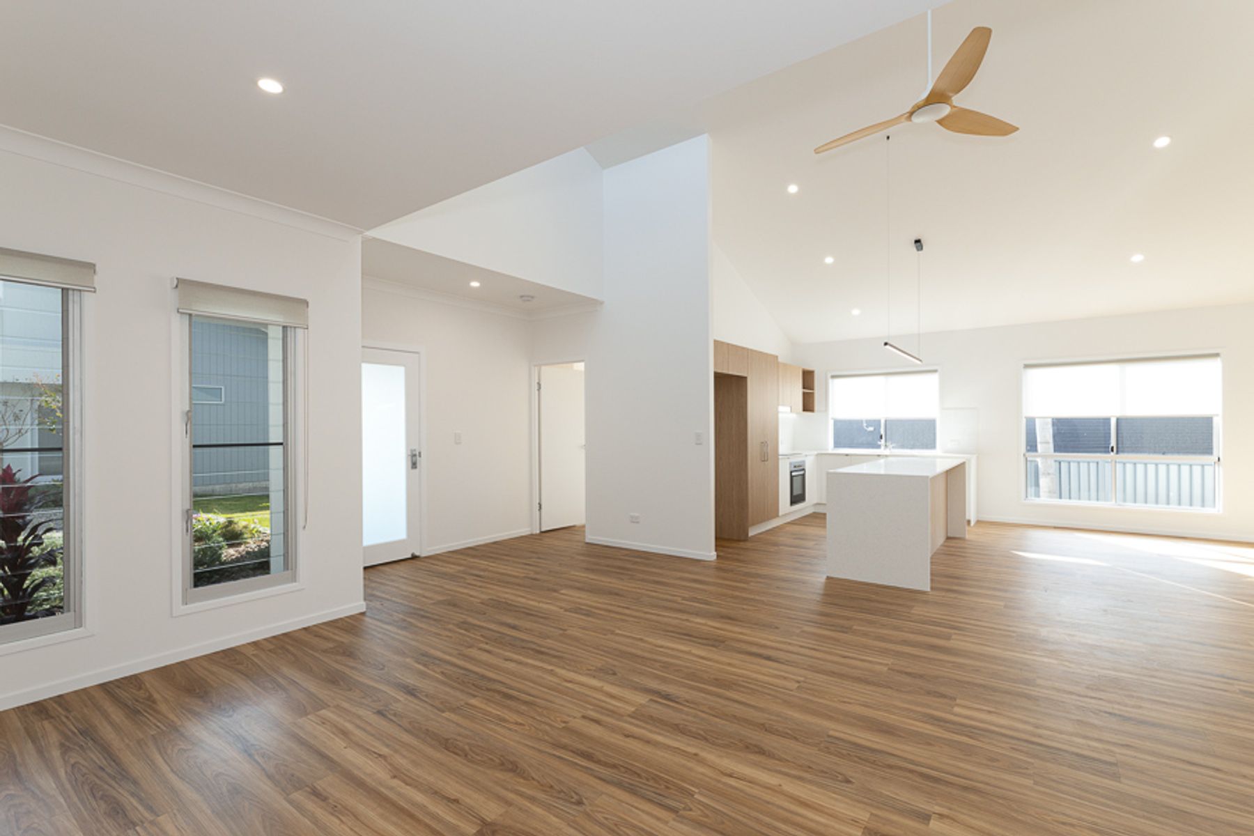 3/7 Third Avenue, Bongaree QLD 4507, Bongaree - Thumbnail 2