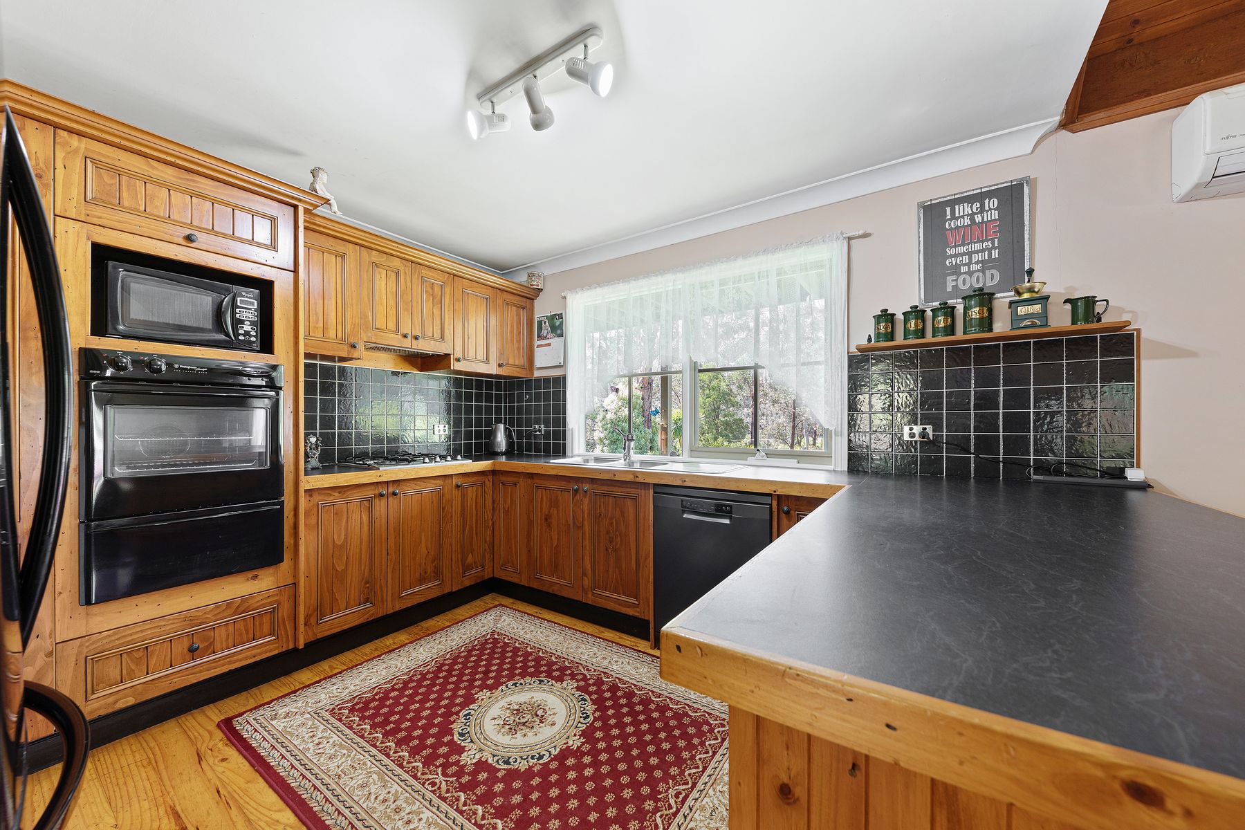 21 Steane Street, Cockatoo, VIC 3781, Cockatoo - Thumbnail 5