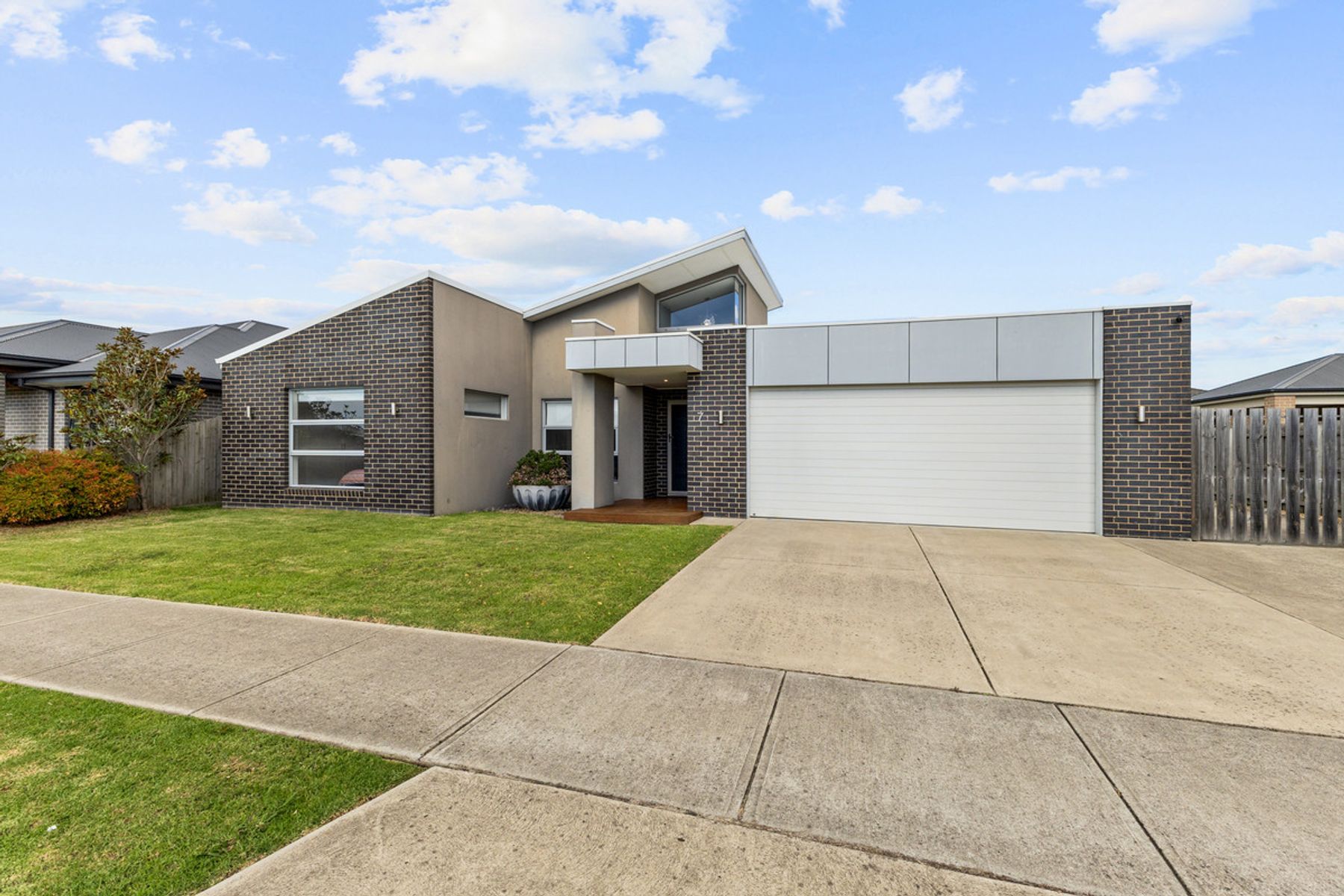7 Galloway Street, Traralgon VIC 3844, Traralgon - Thumbnail 2