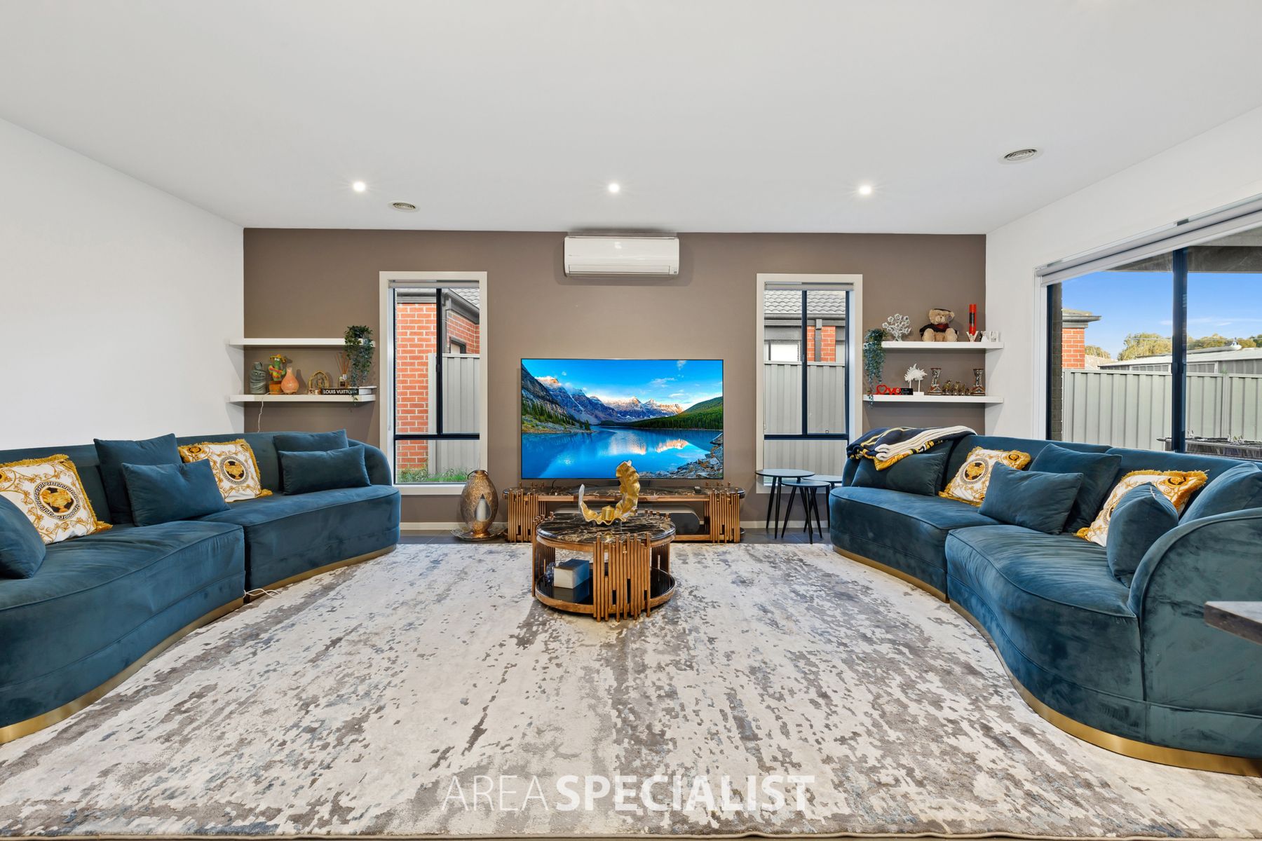 3 Carnavon Street, Cranbourne East, VIC 3977, Cranbourne East - Thumbnail 2