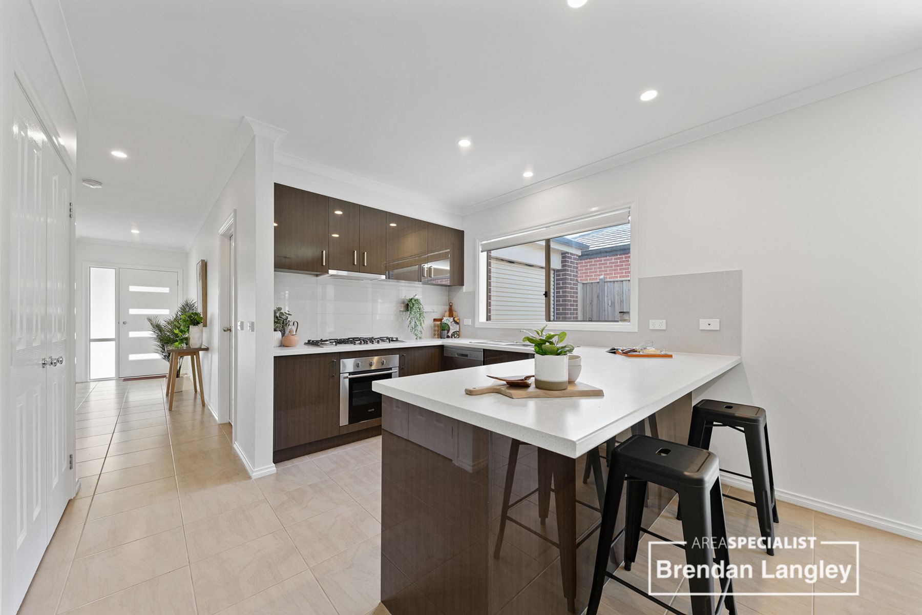 6 Goodison Road, Clyde North, VIC 3978, Clyde North - Thumbnail 4
