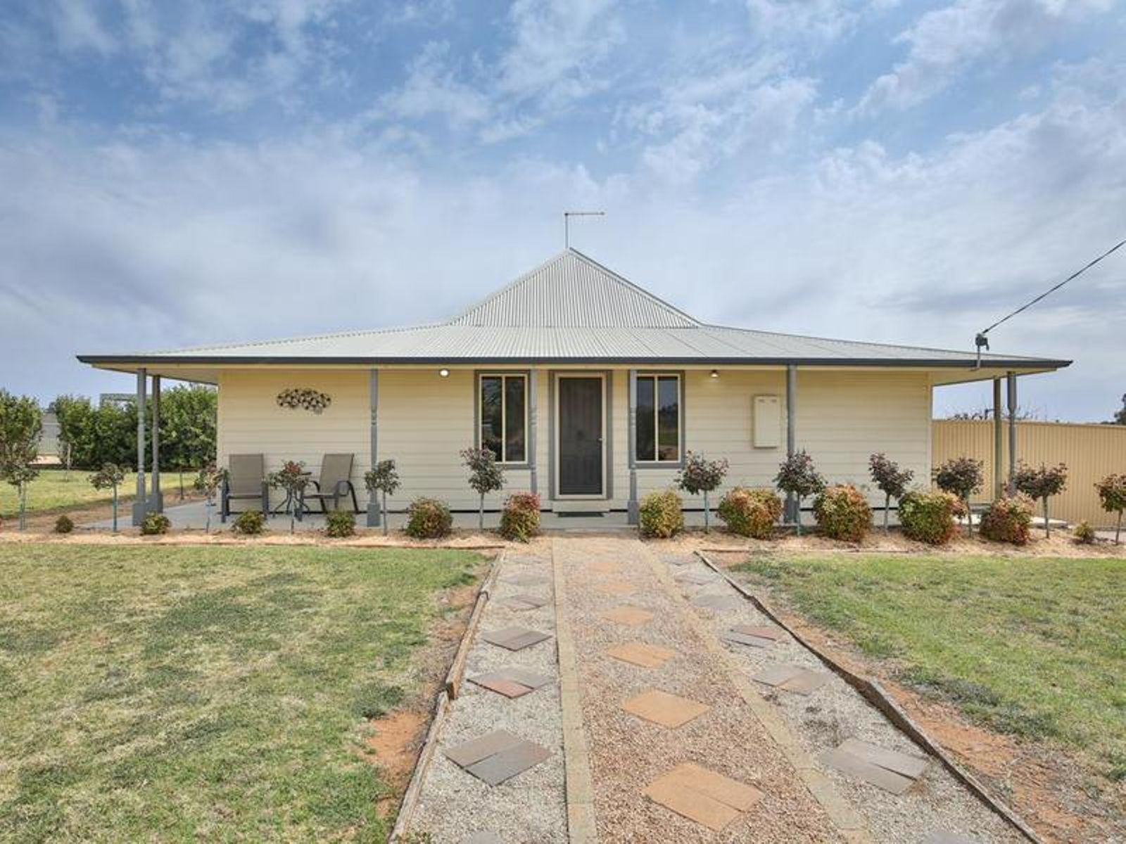 144 Carwarp Avenue, Irymple - Thumbnail 2