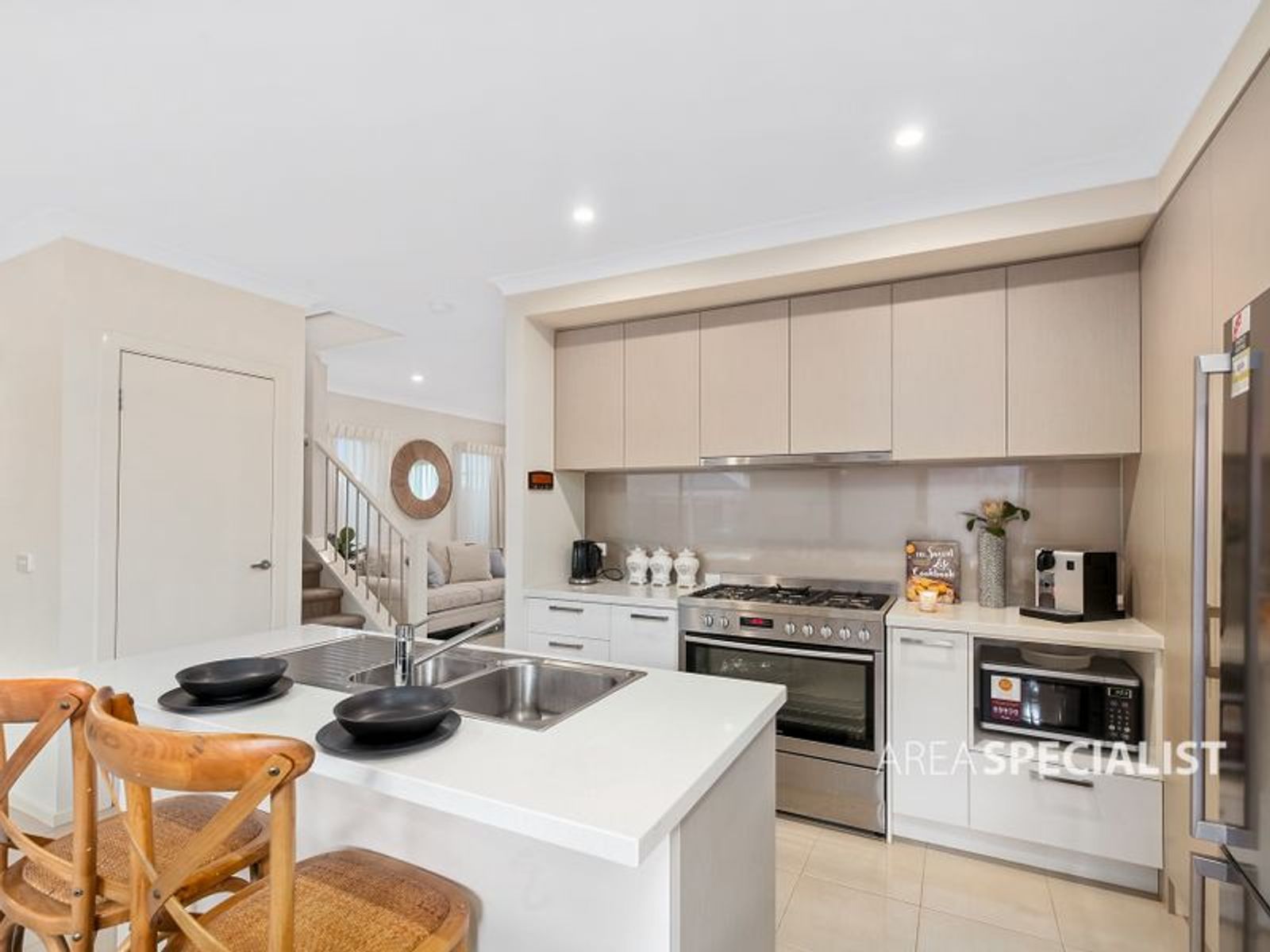 6 Barncroft Crescent, Keysborough, VIC 3173, Keysborough - Thumbnail 4