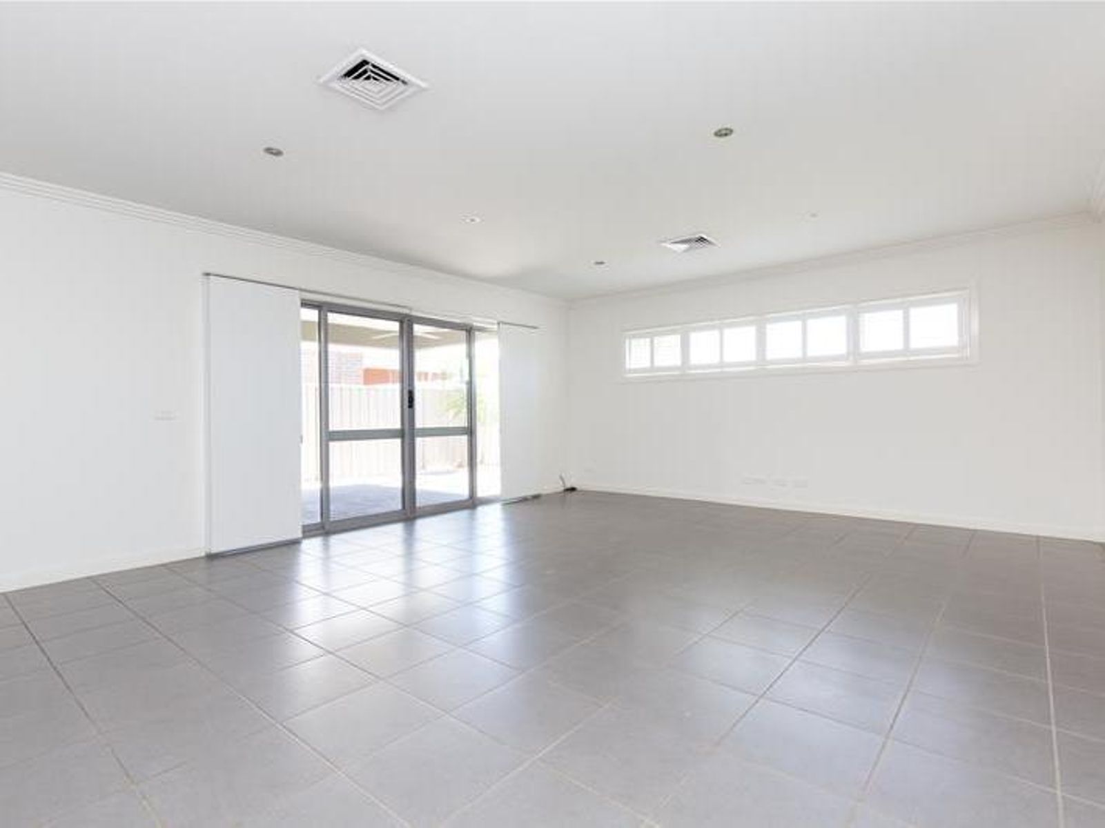 48 Leicester Street, Mildura - Thumbnail 3