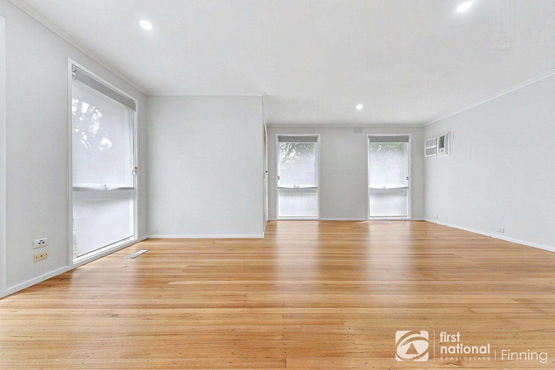19 Rimfire Crescent, Cranbourne VIC 3977, Cranbourne - Thumbnail 4