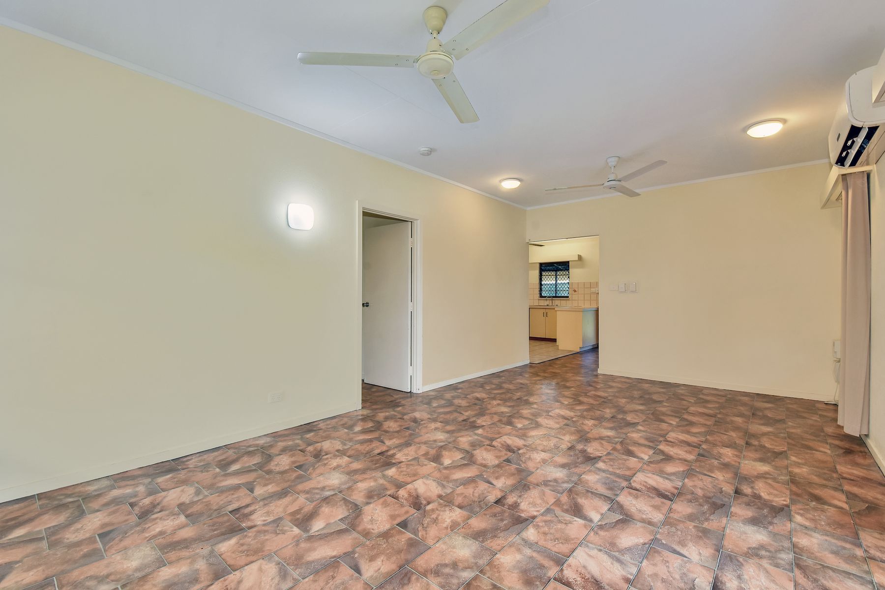 82 Wulagi Crescent, Wulagi NT 0812, Wulagi - Thumbnail 5
