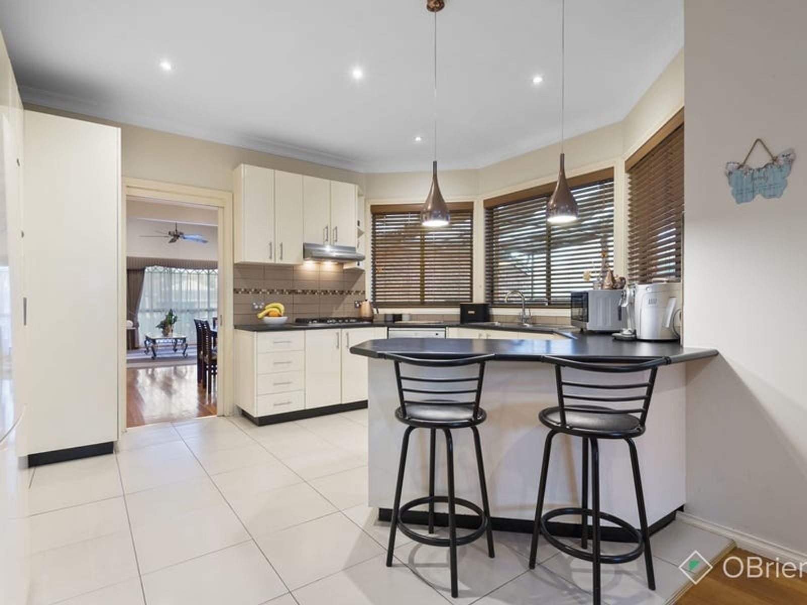 1 Gregory Close, Endeavour Hills, VIC 3802, Endeavour Hills - Thumbnail 4