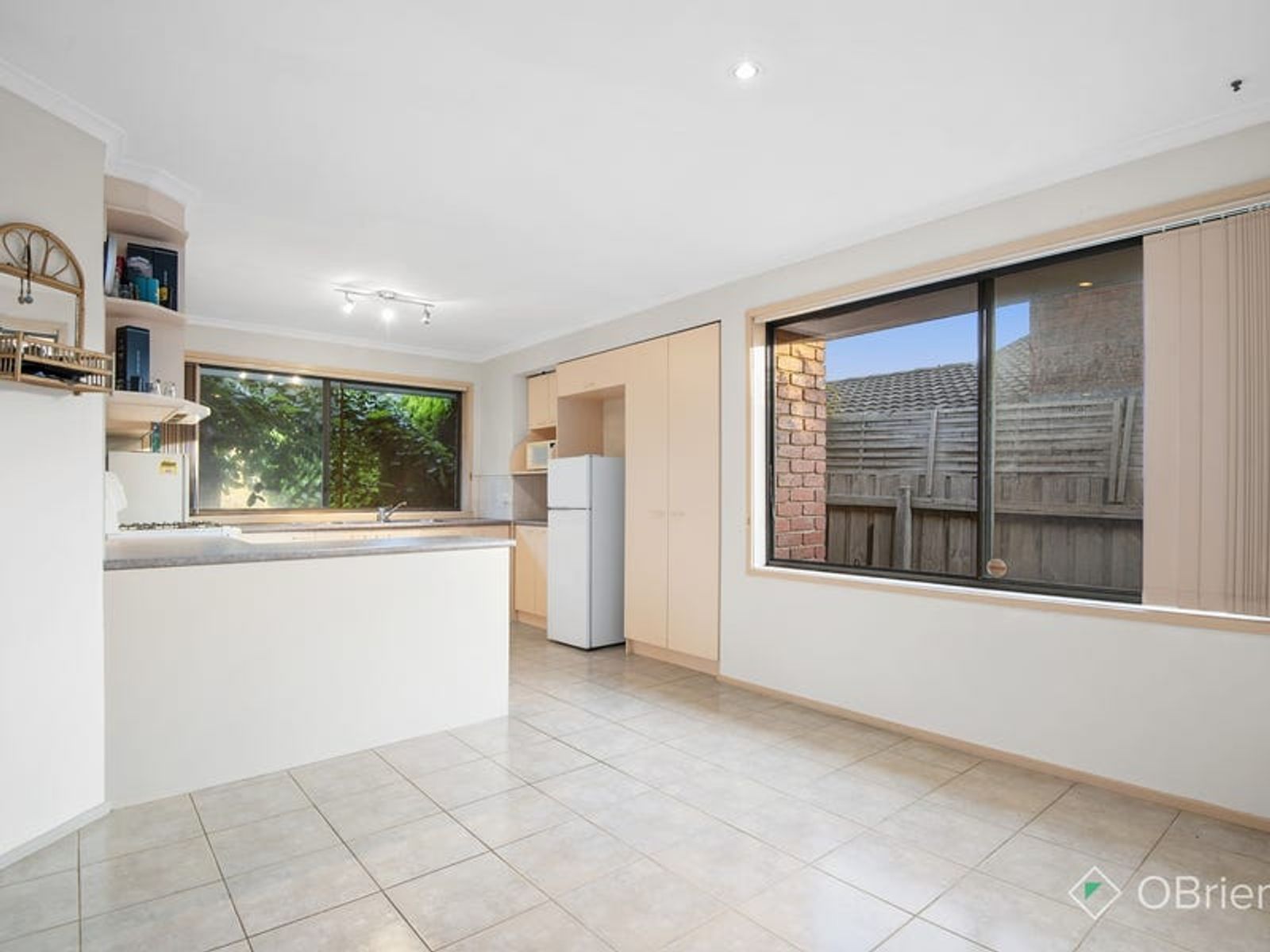 27 Shetland Street, Endeavour Hills, VIC 3802, Endeavour Hills - Thumbnail 5