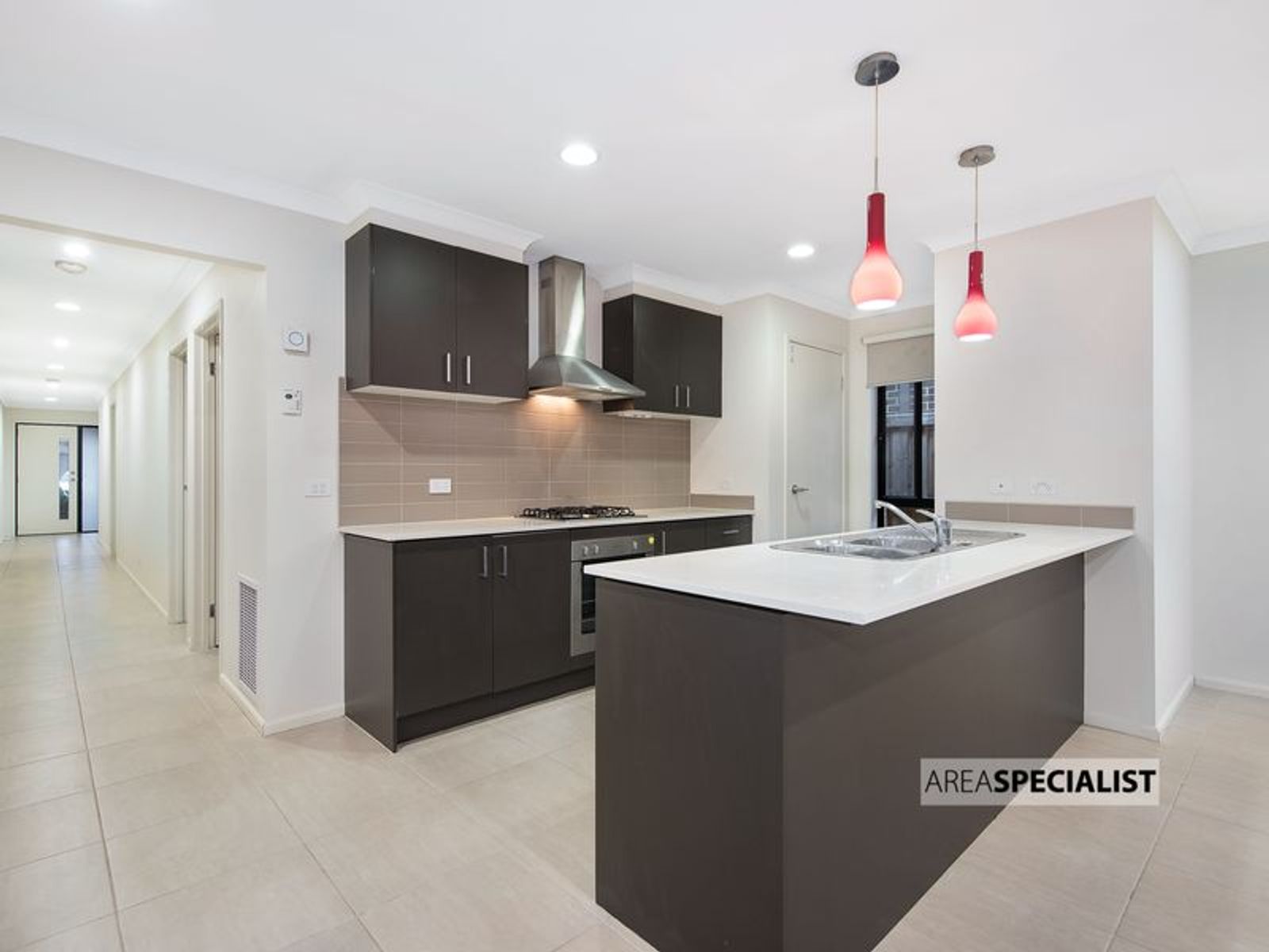 14 VALENCIA CCT, Cranbourne, VIC 3977, Cranbourne - Thumbnail 2