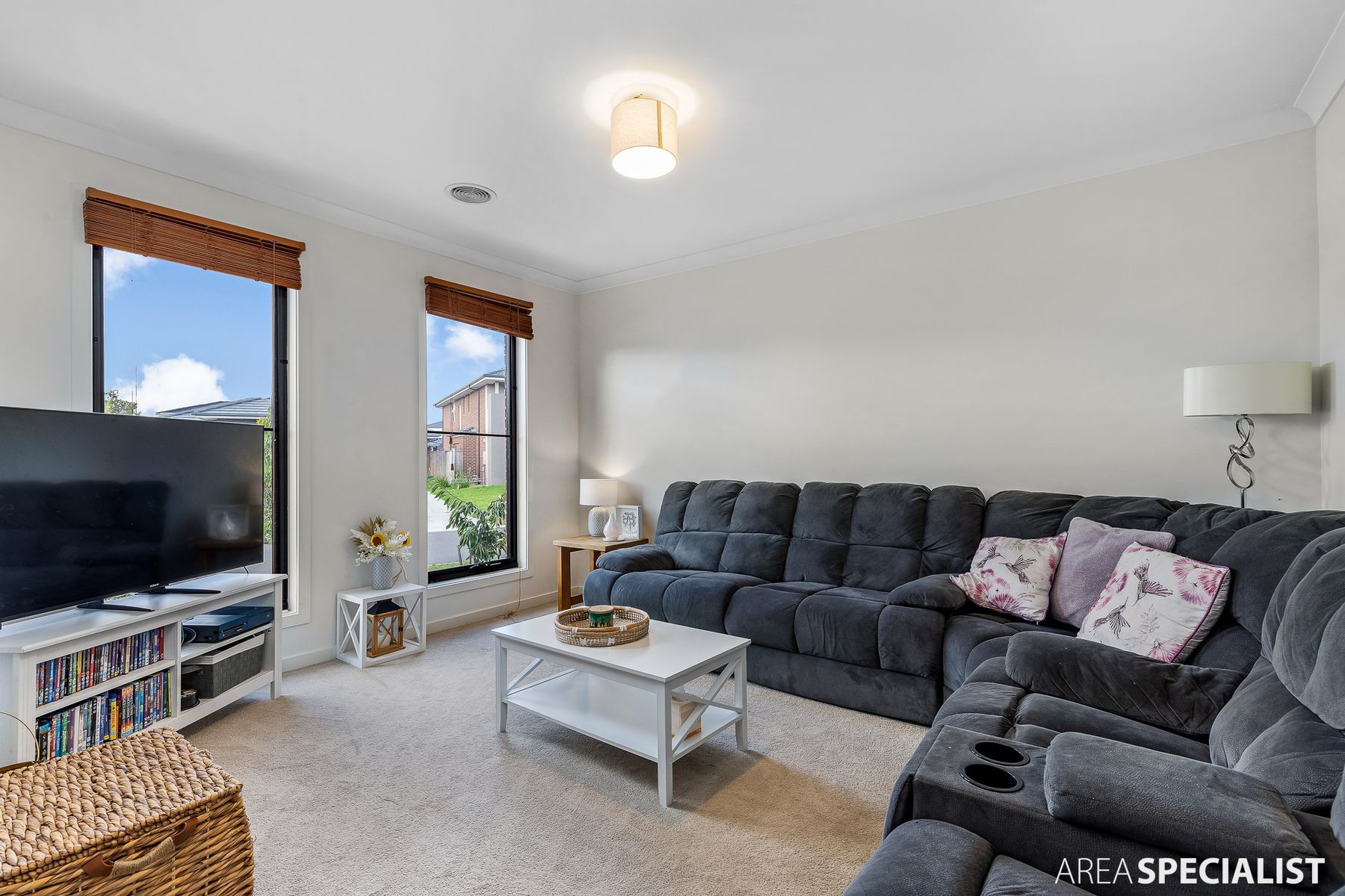 8 Dusty Drive, Point Cook, VIC 3030, Point Cook - Thumbnail 4