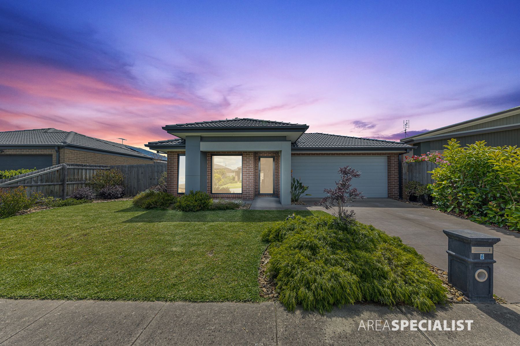 6 Eacott Street, Longwarry, VIC 3816, Longwarry - Thumbnail 2