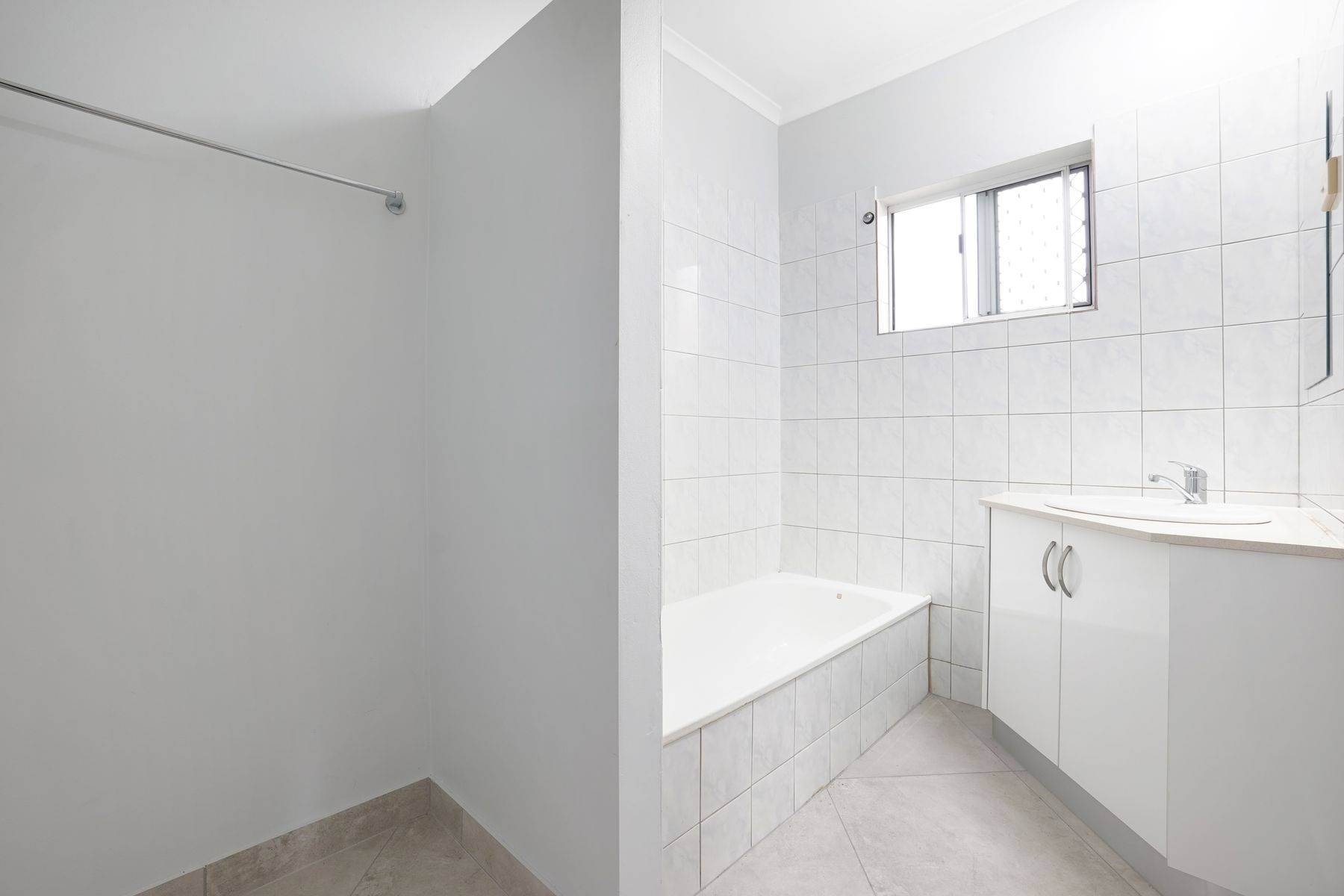 49 Cuthbertson Crescent, Moulden NT 0830, Moulden - Thumbnail 7