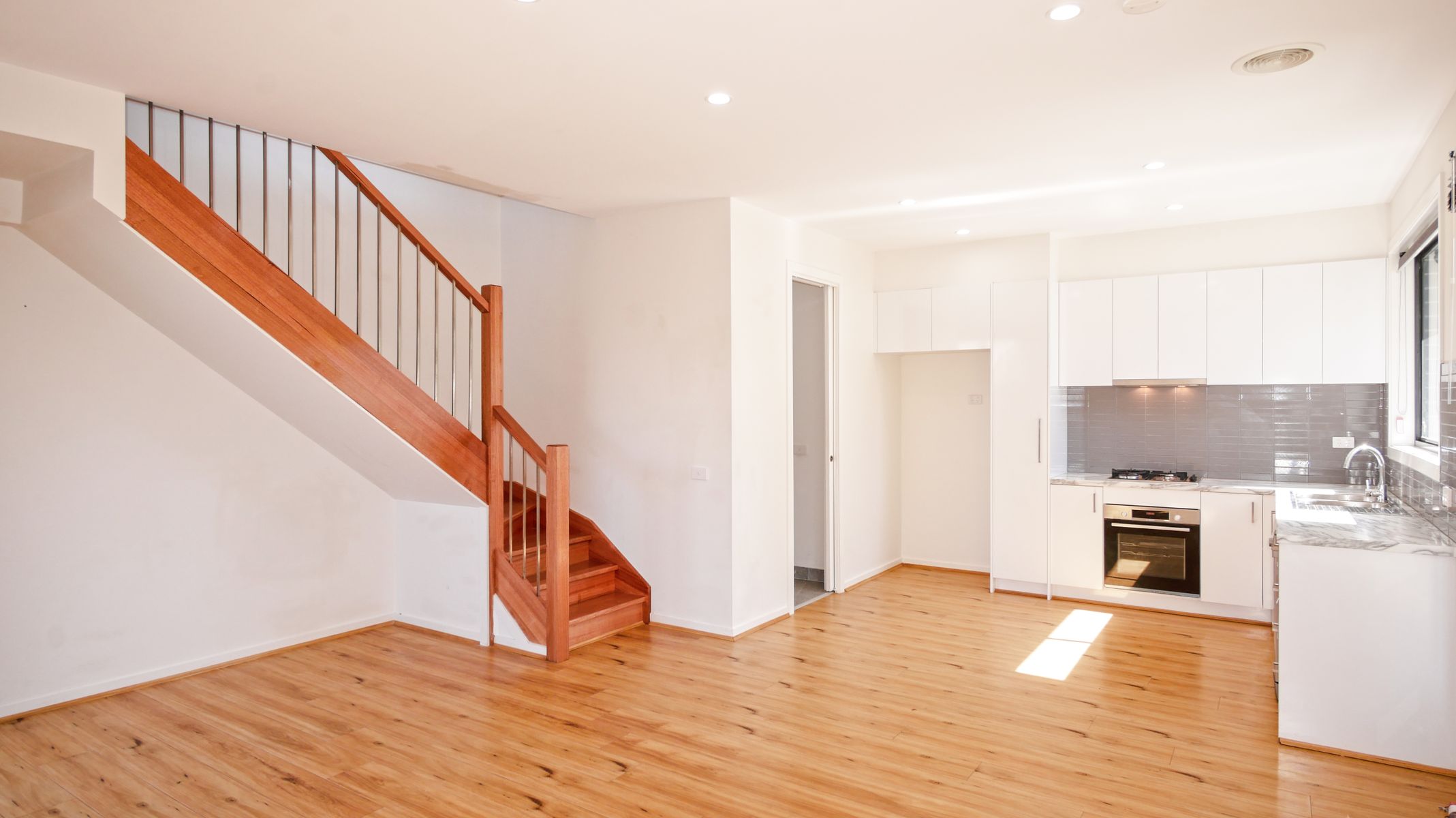 1/31A Wilma Avenue, Dandenong, VIC 3175, Dandenong - Thumbnail 2